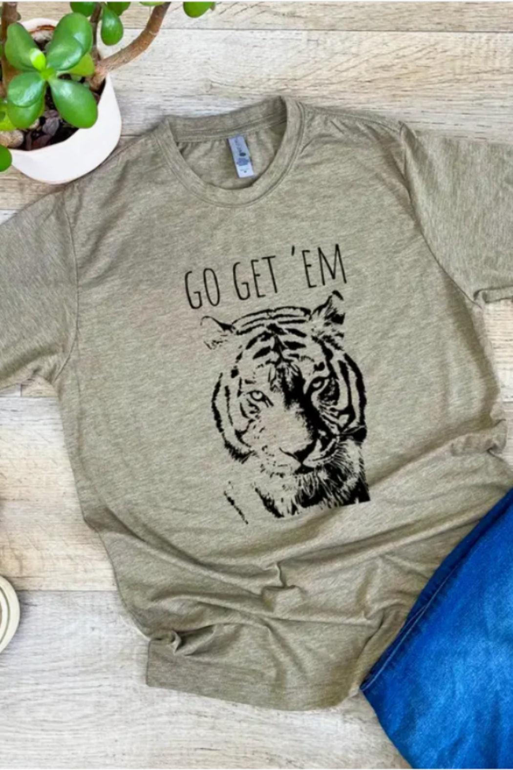 Go Get 'Em Tiger - Men's Tee Product Image