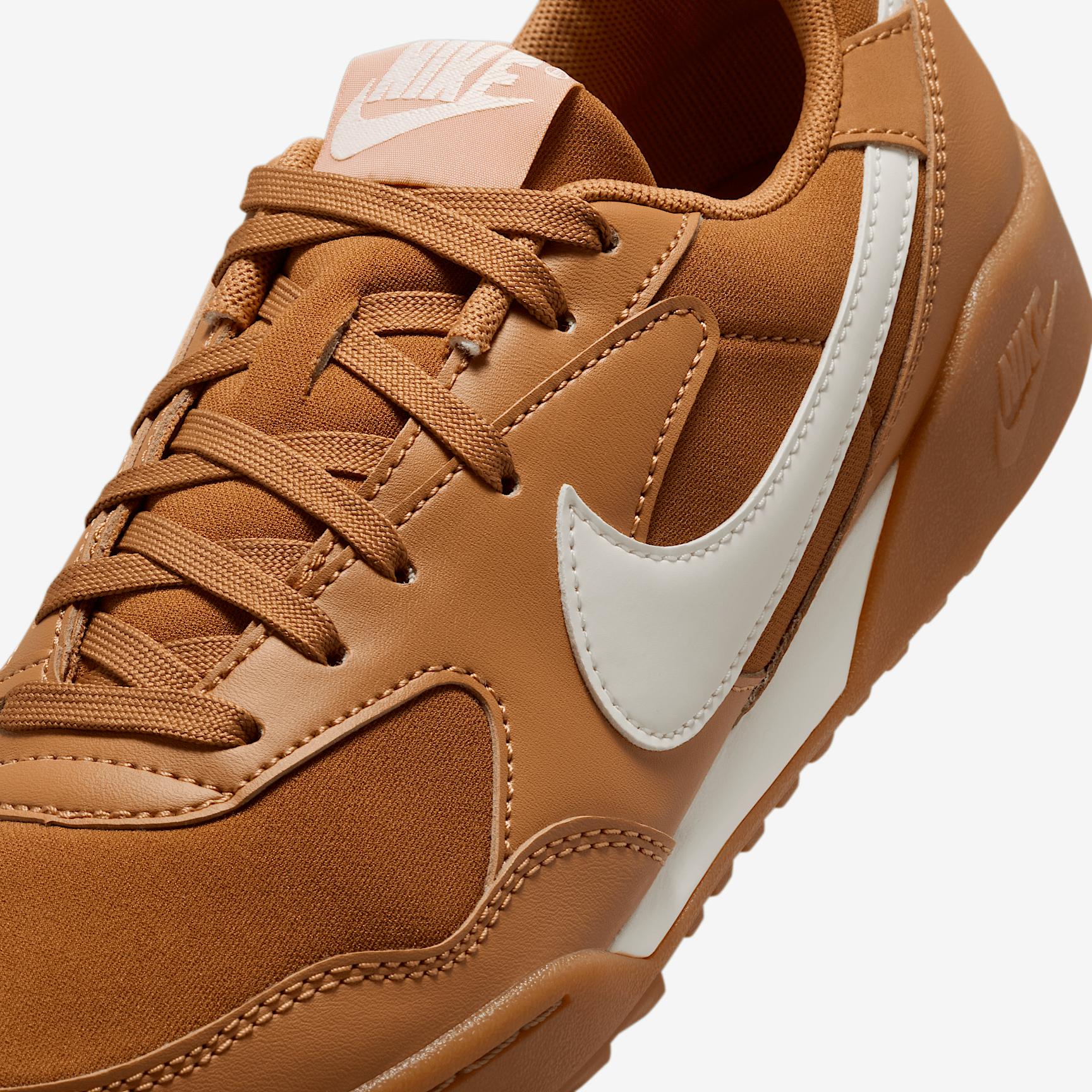 Nike Womens Terra Manta Shoes | HQ1940-200 Product Image