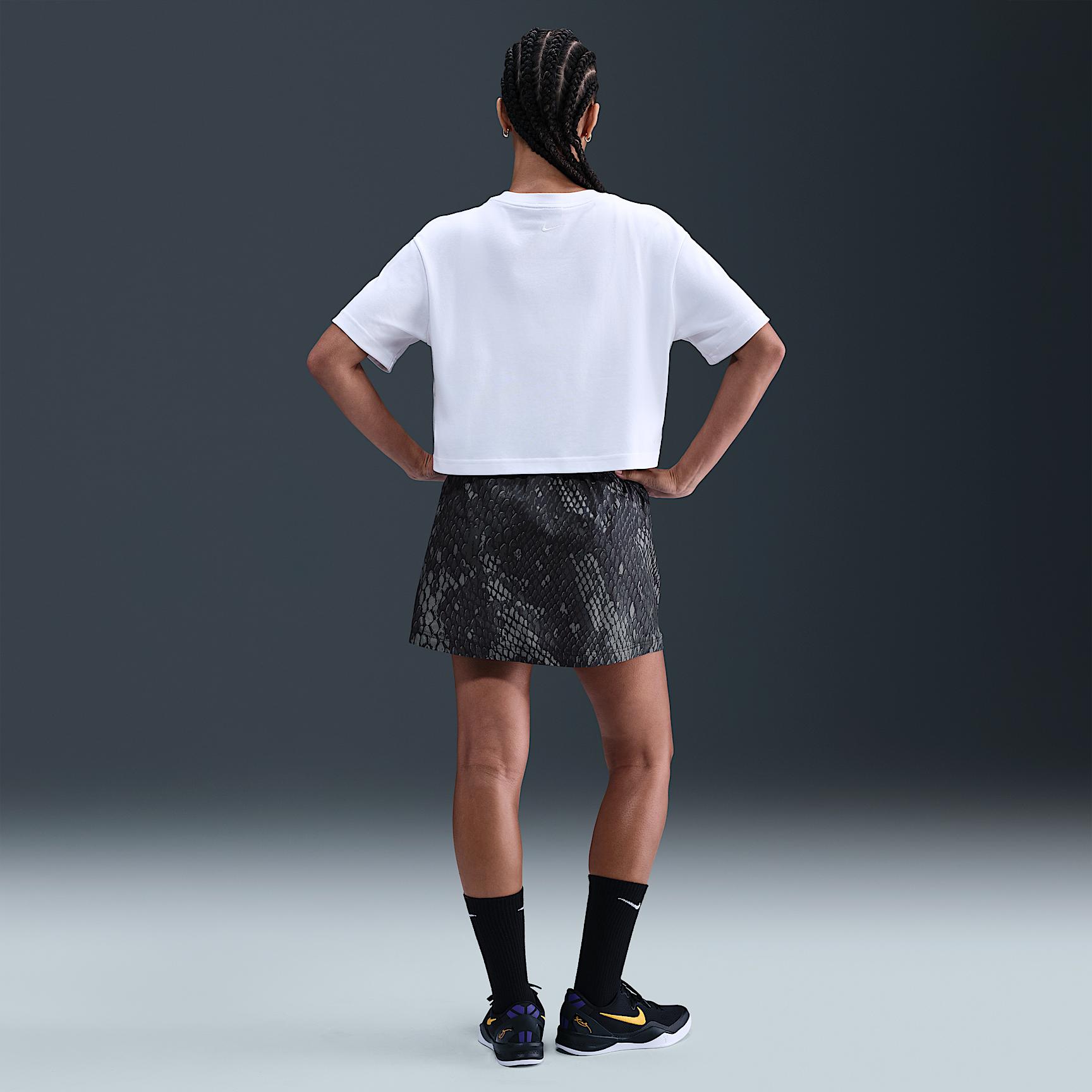 Nike Women's Kobe Woven Skirt Product Image