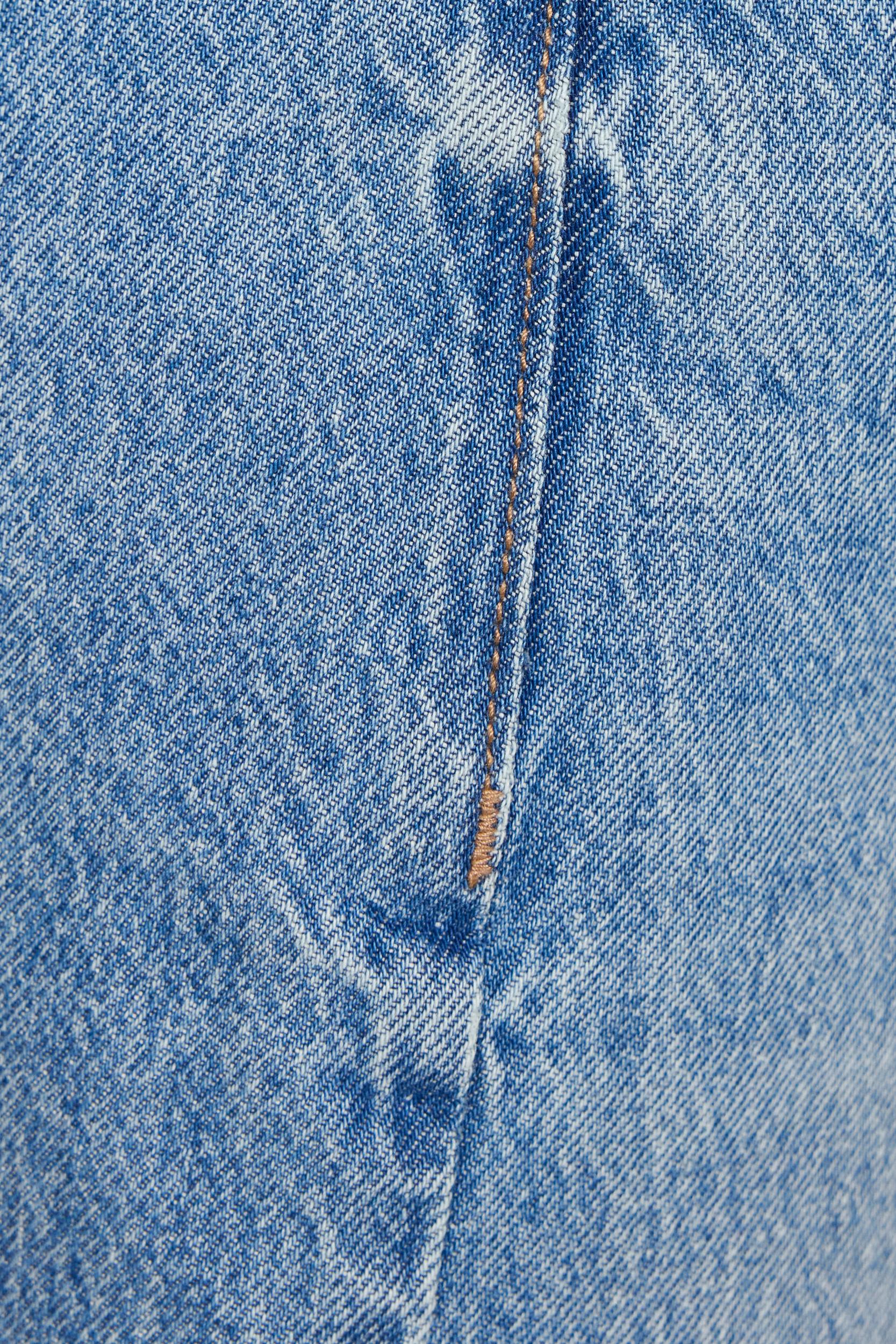 Slouchy Jeans Product Image
