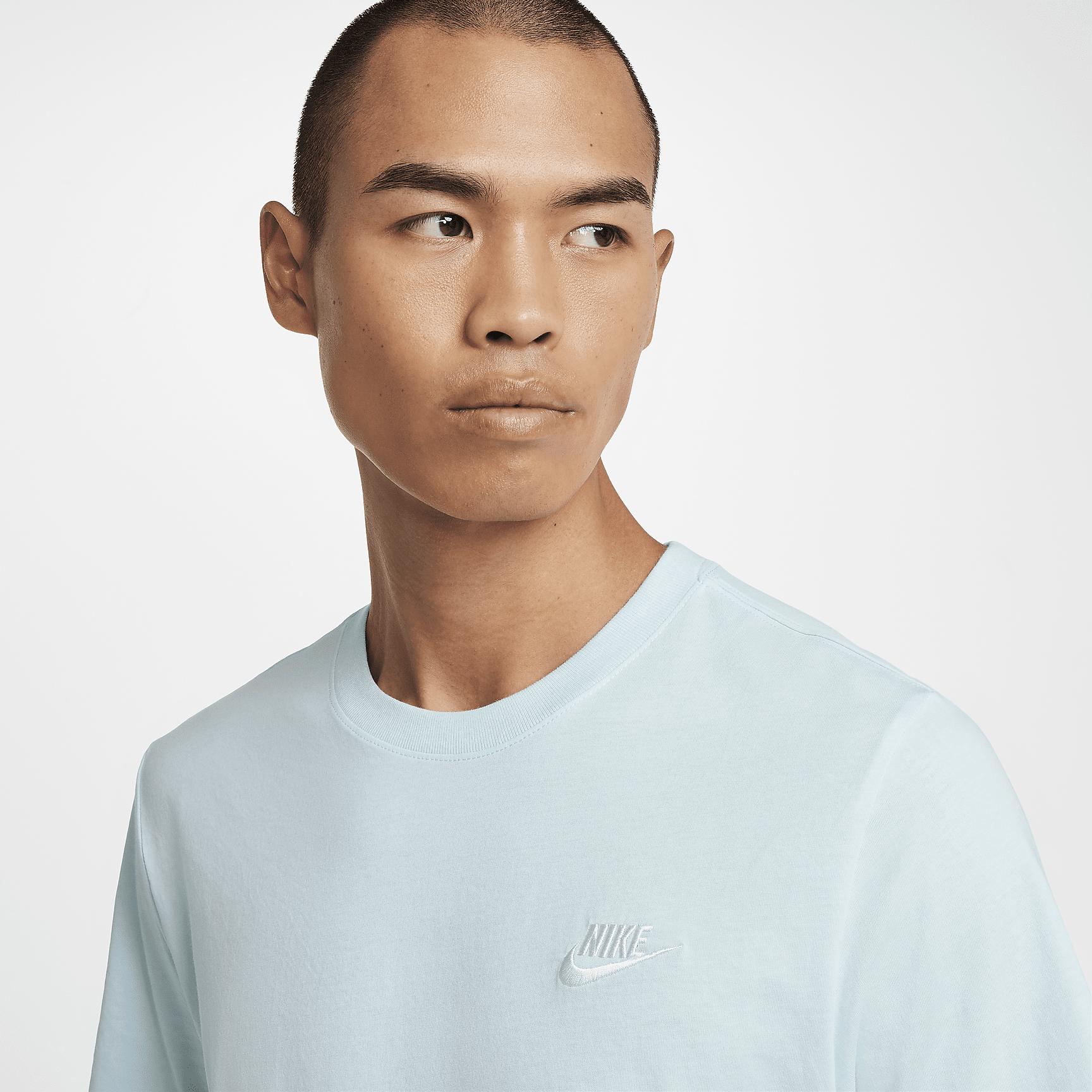 Nike Sportswear Club Men's T-Shirt Product Image