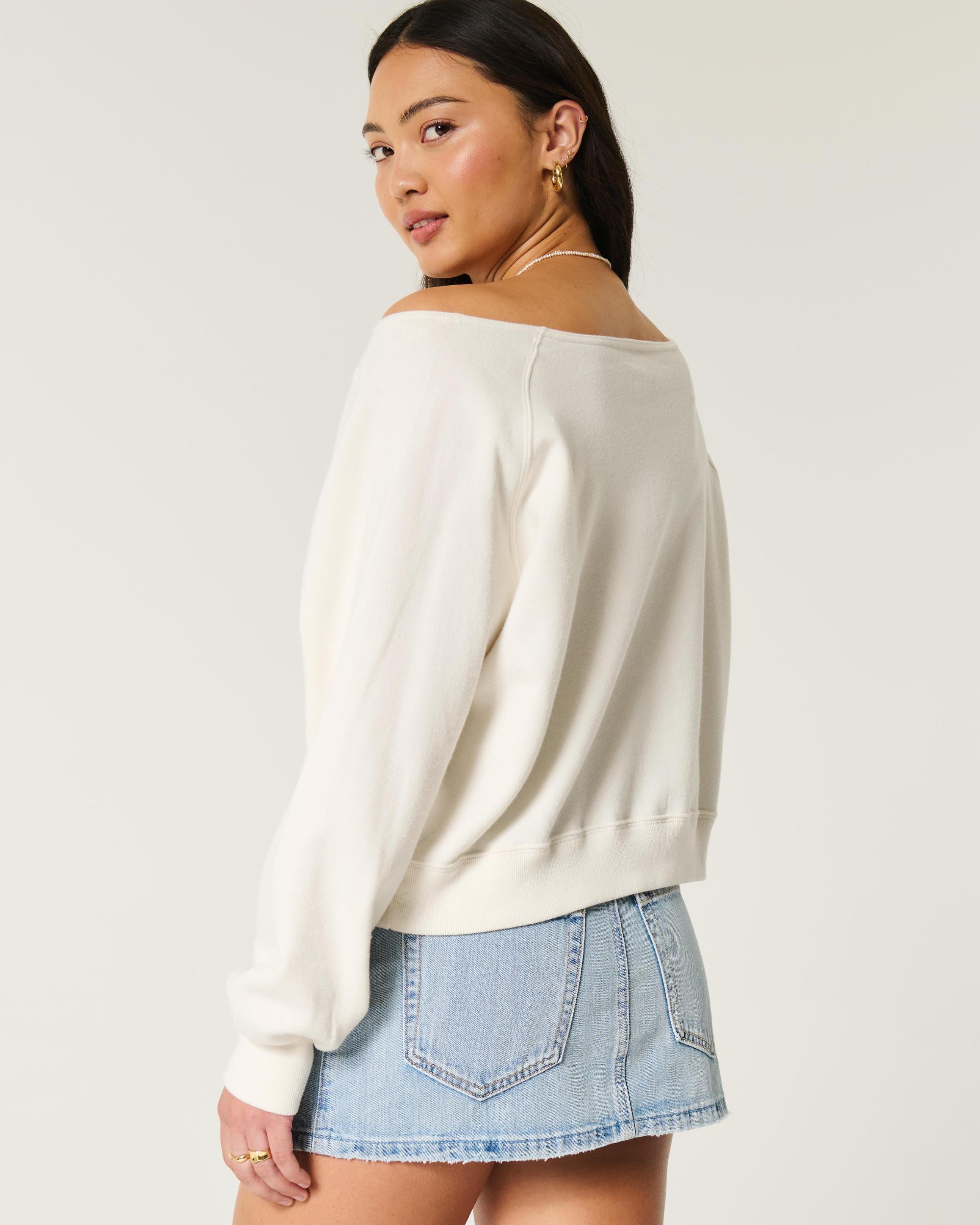 Easy Off-the-Shoulder California Graphic Crew Sweatshirt Product Image