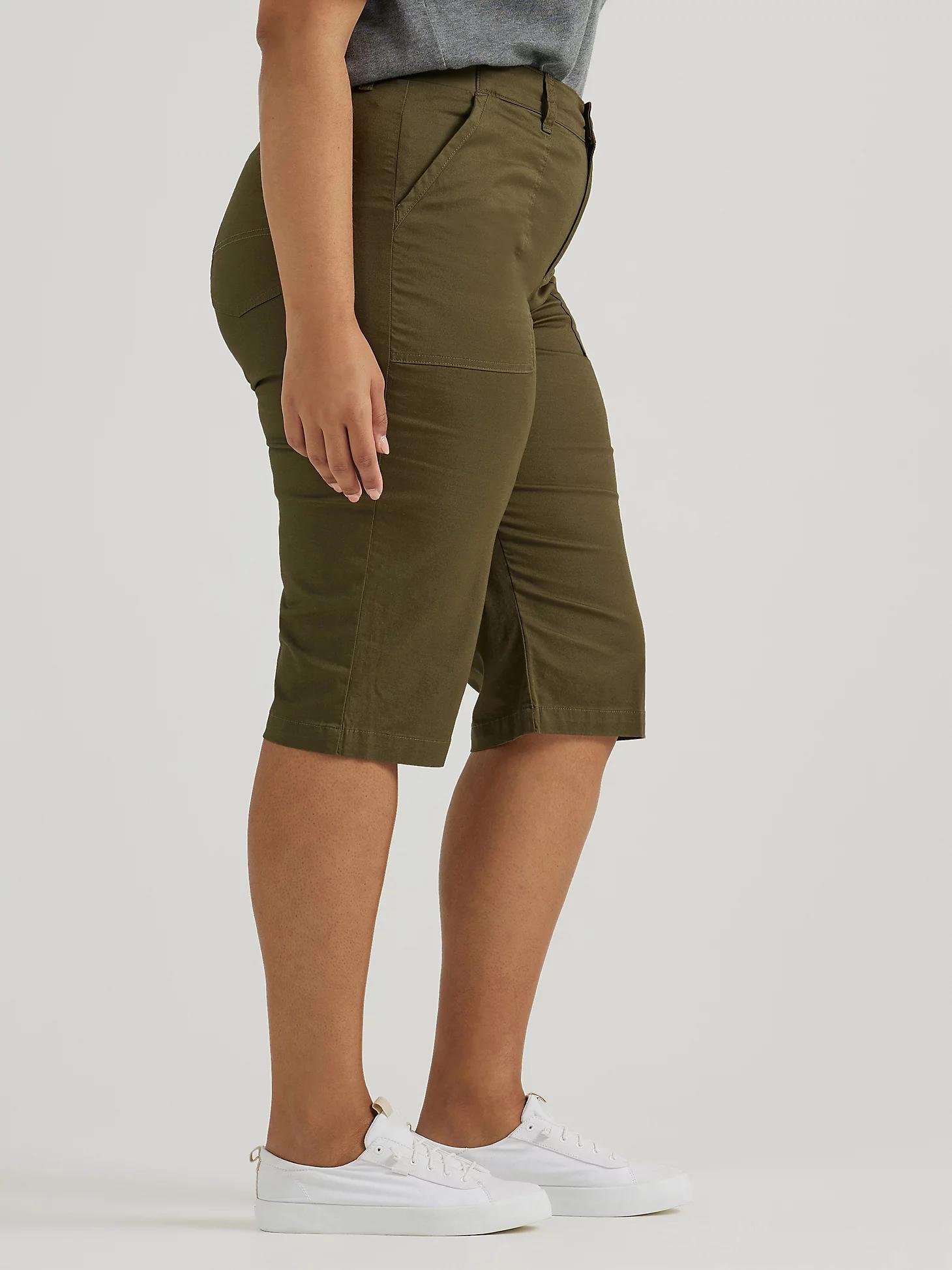 Women's Ultra Lux Comfort with Flex-to-Go Relaxed Fit Utility Skimmer (Plus) | Women's Capris & Crops | Lee® Product Image