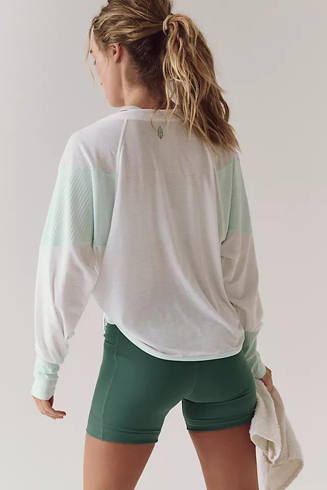 Spotlight Long Sleeve Layer Product Image