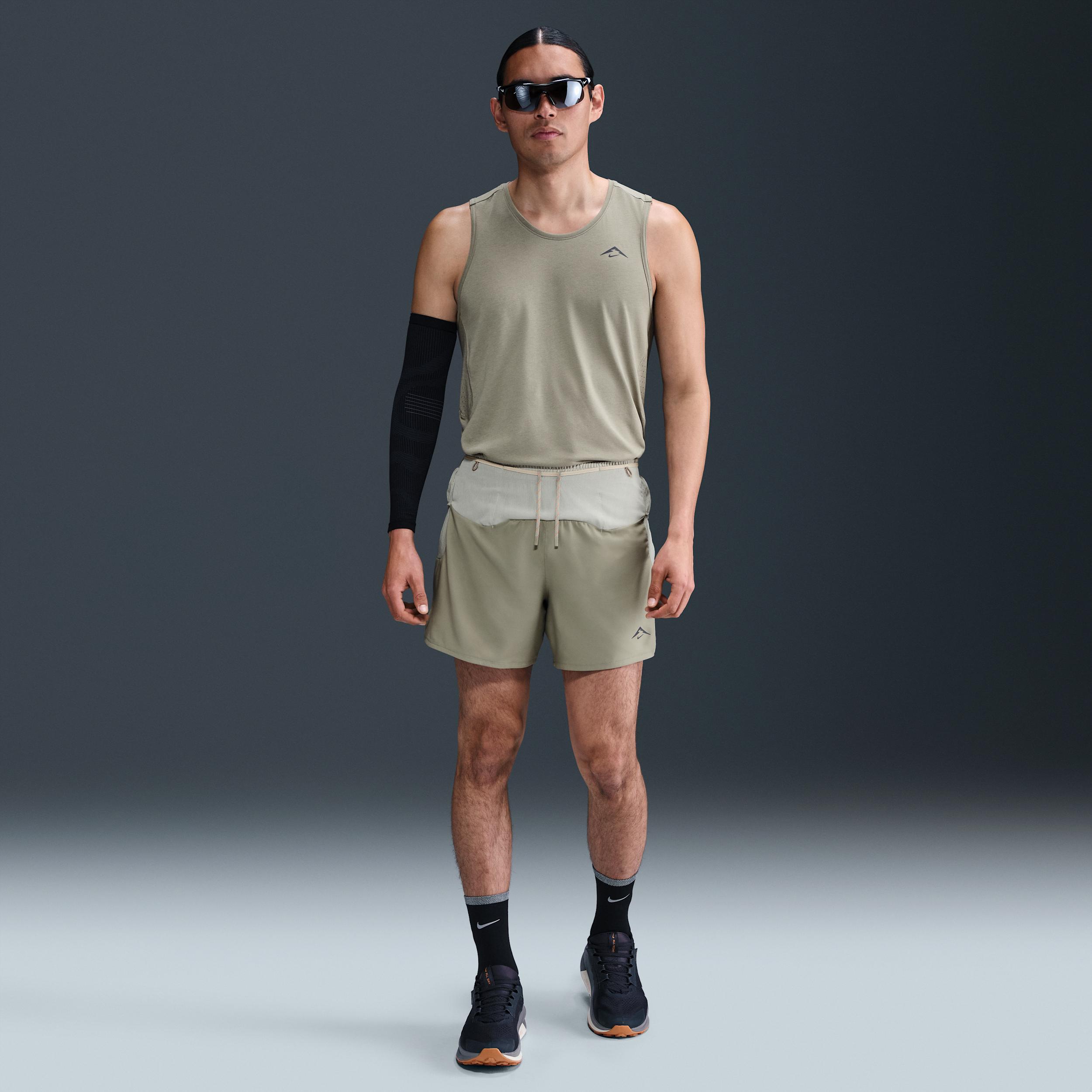 Nike Mens Solar Chase Dri-FIT ADV Running Tank Top | HJ4168-320 Product Image