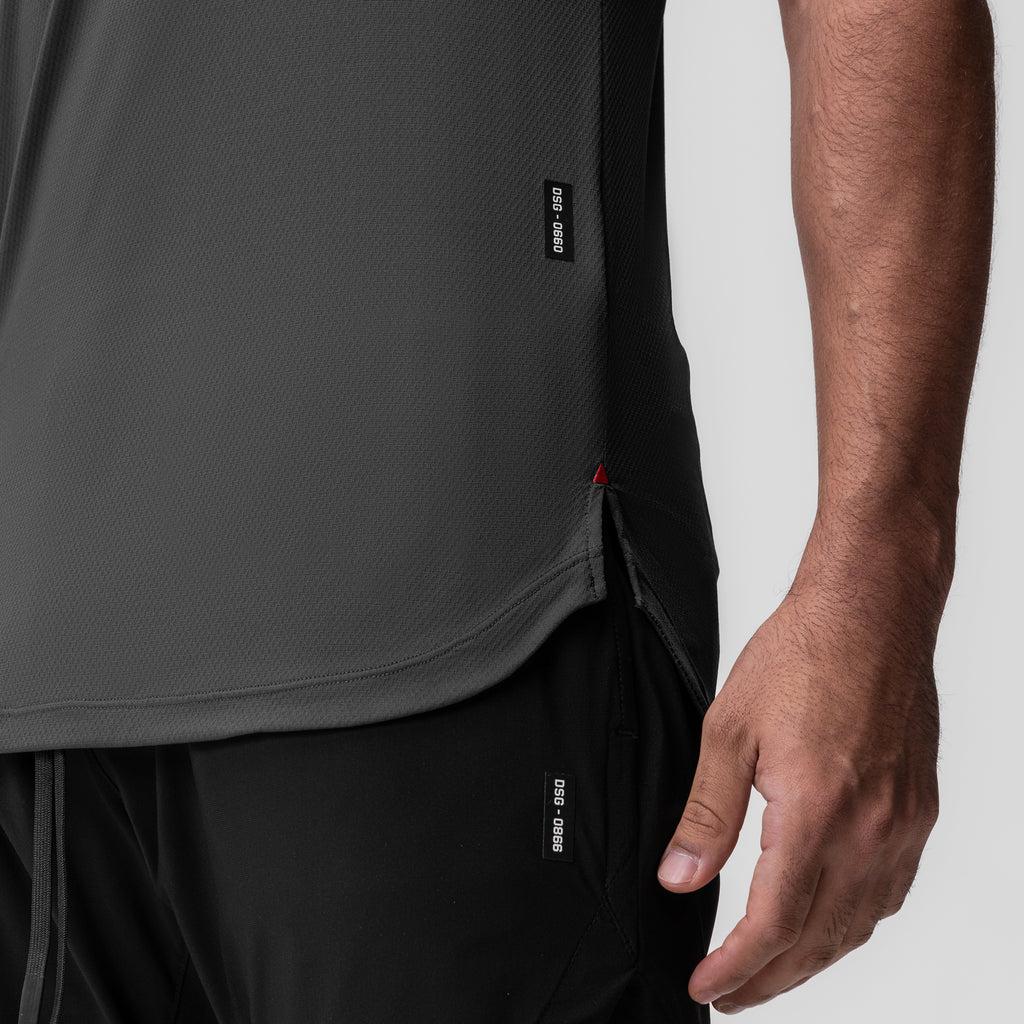 0660. AeroSilver® Established Tee - Space Grey Male Product Image