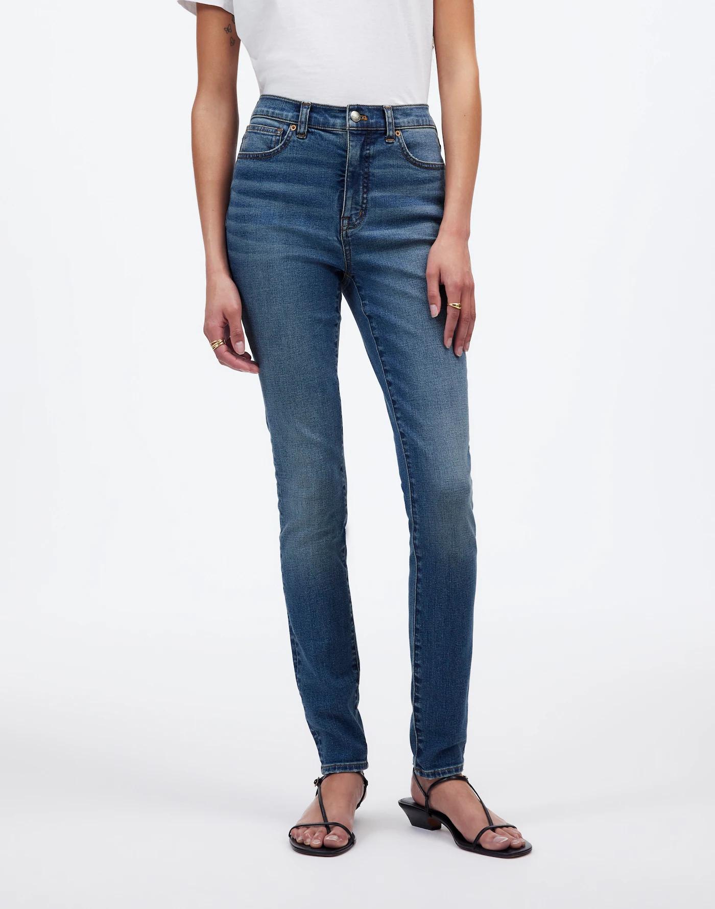 10" High-Rise Skinny Jeans Product Image