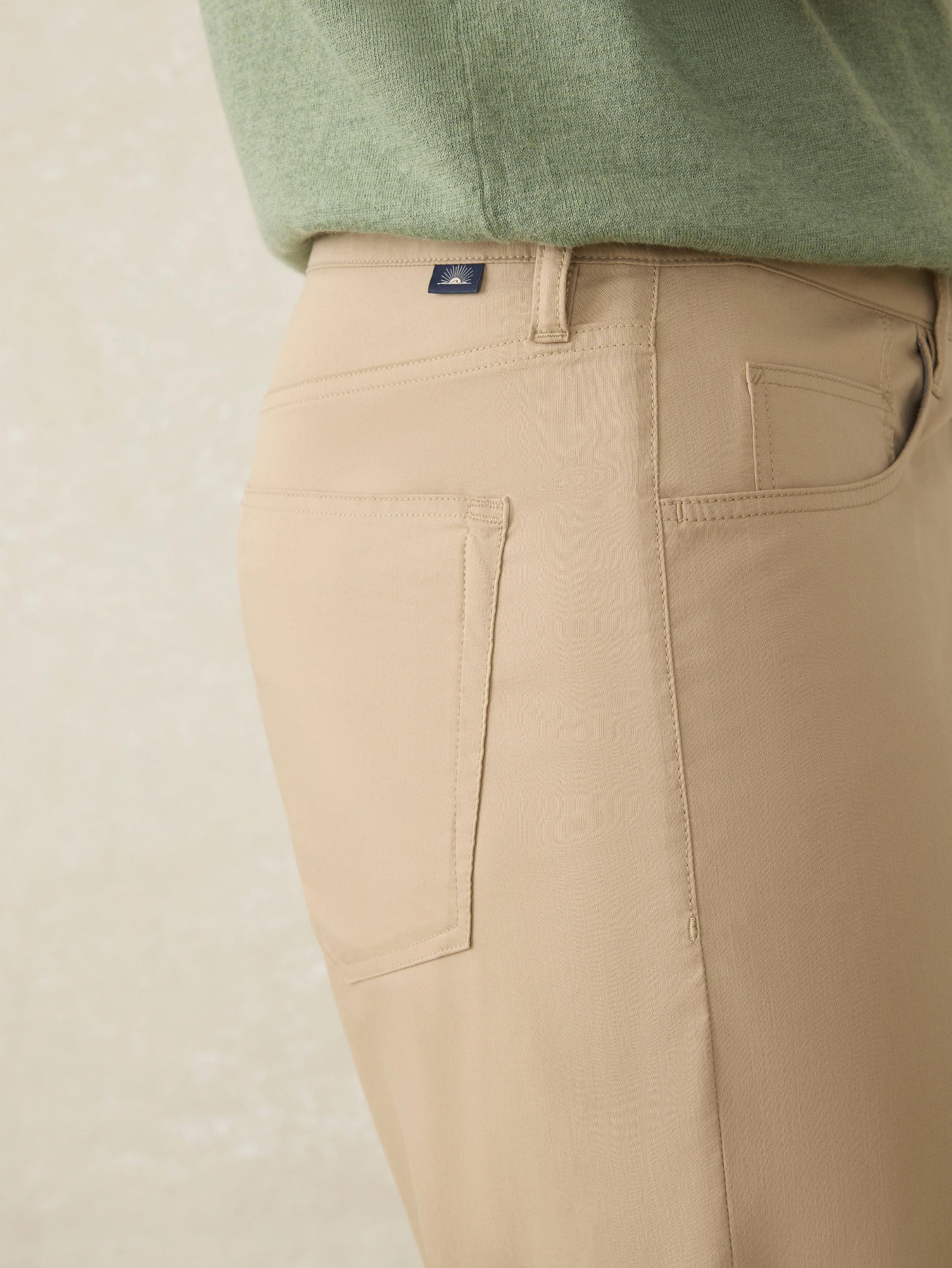 Movement™ 5-Pocket Pant - Island West Khaki Male Product Image