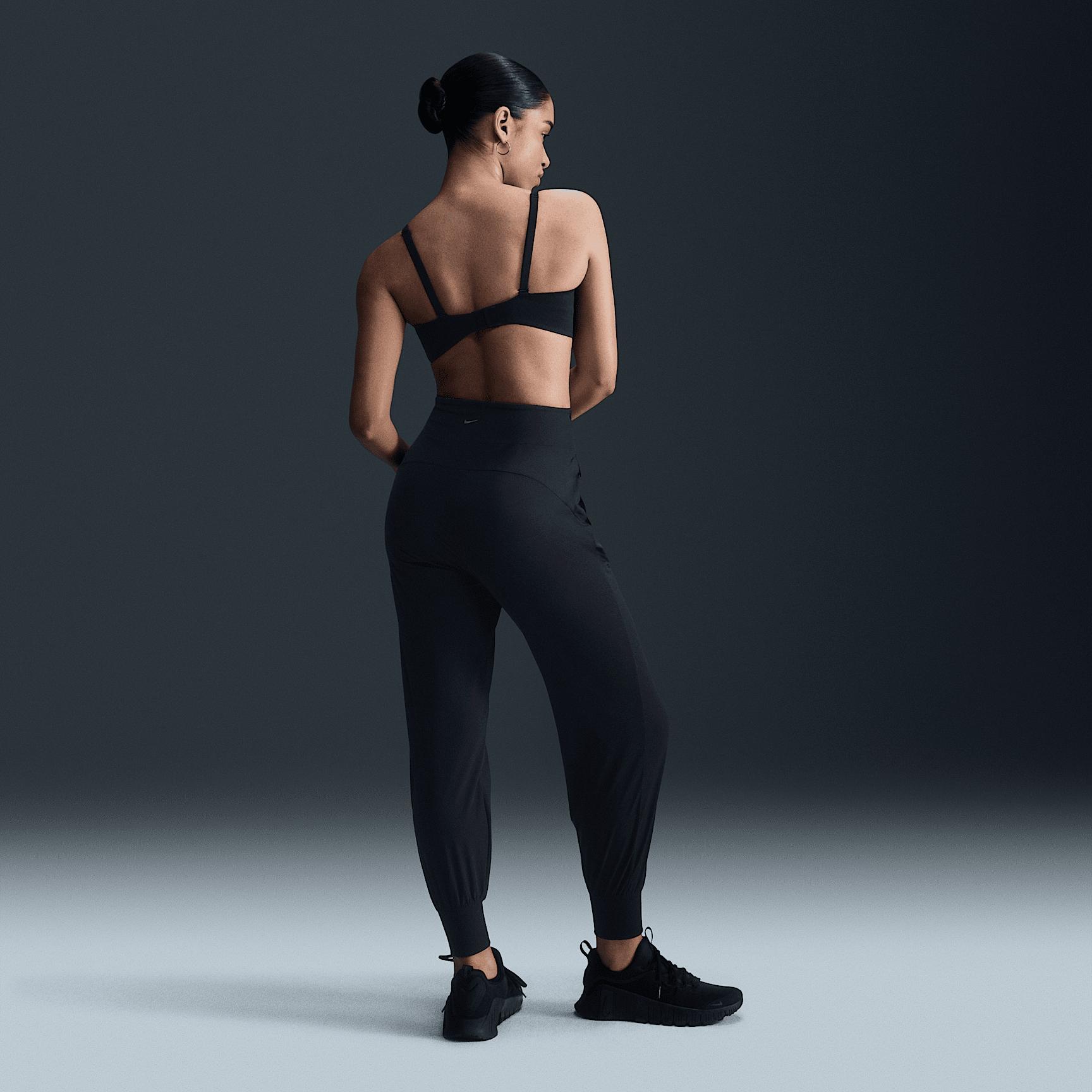 Nike Womens Alate Minimalist Light-Support Padded Convertible Sports Bra | FQ3550-010 Product Image