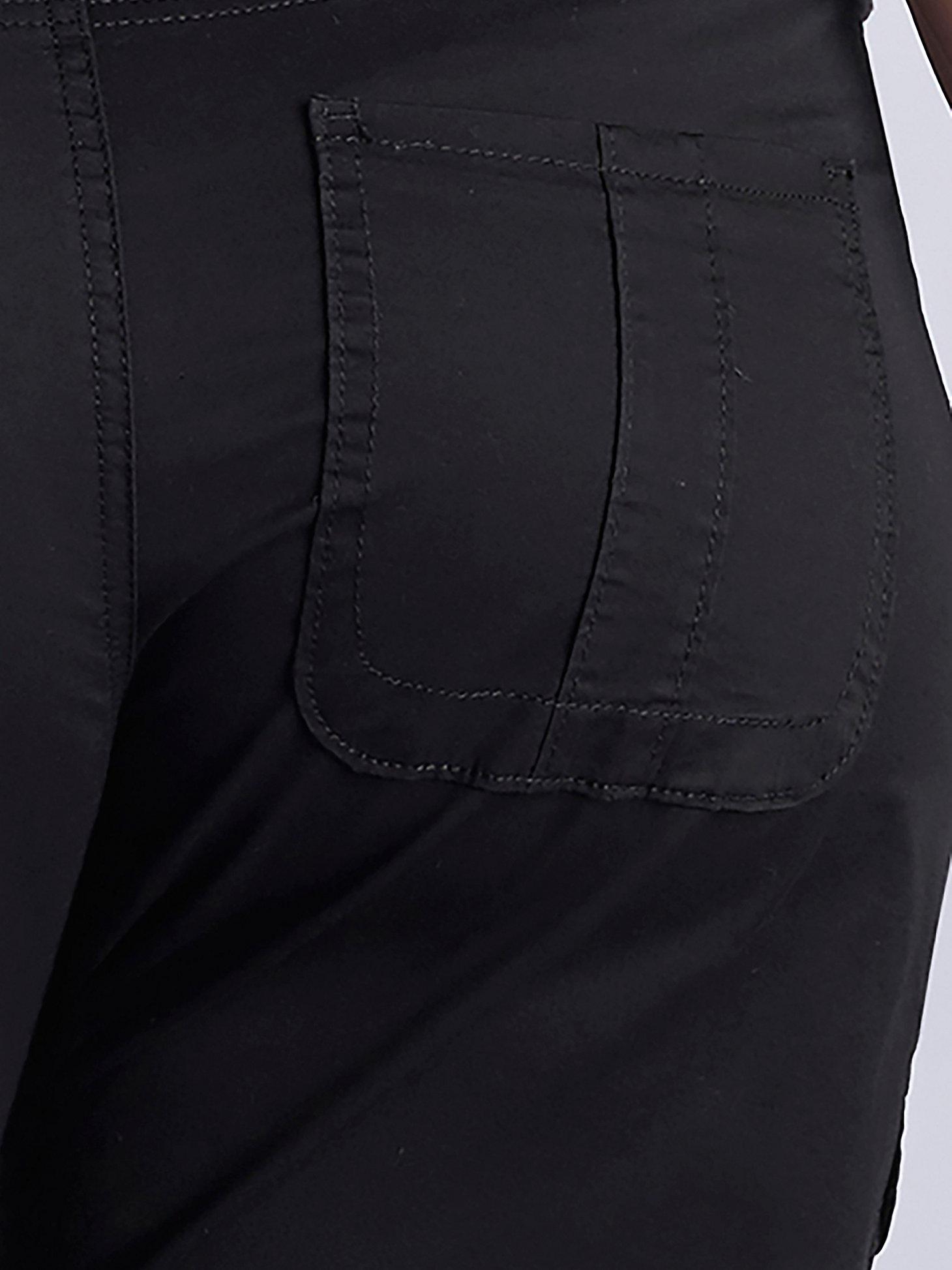 Women’s Relaxed Fit Avey Knitwaist Cargo Bermuda (Plus) | Women's Shorts | Lee® Product Image