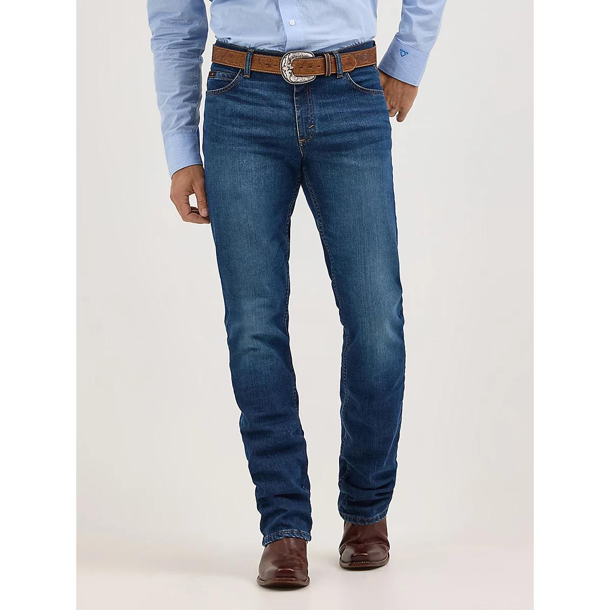 Men's Cody Johnson 20X® Advanced Comfort 02 Competition Regular Fit Jean in Moonlight Product Image