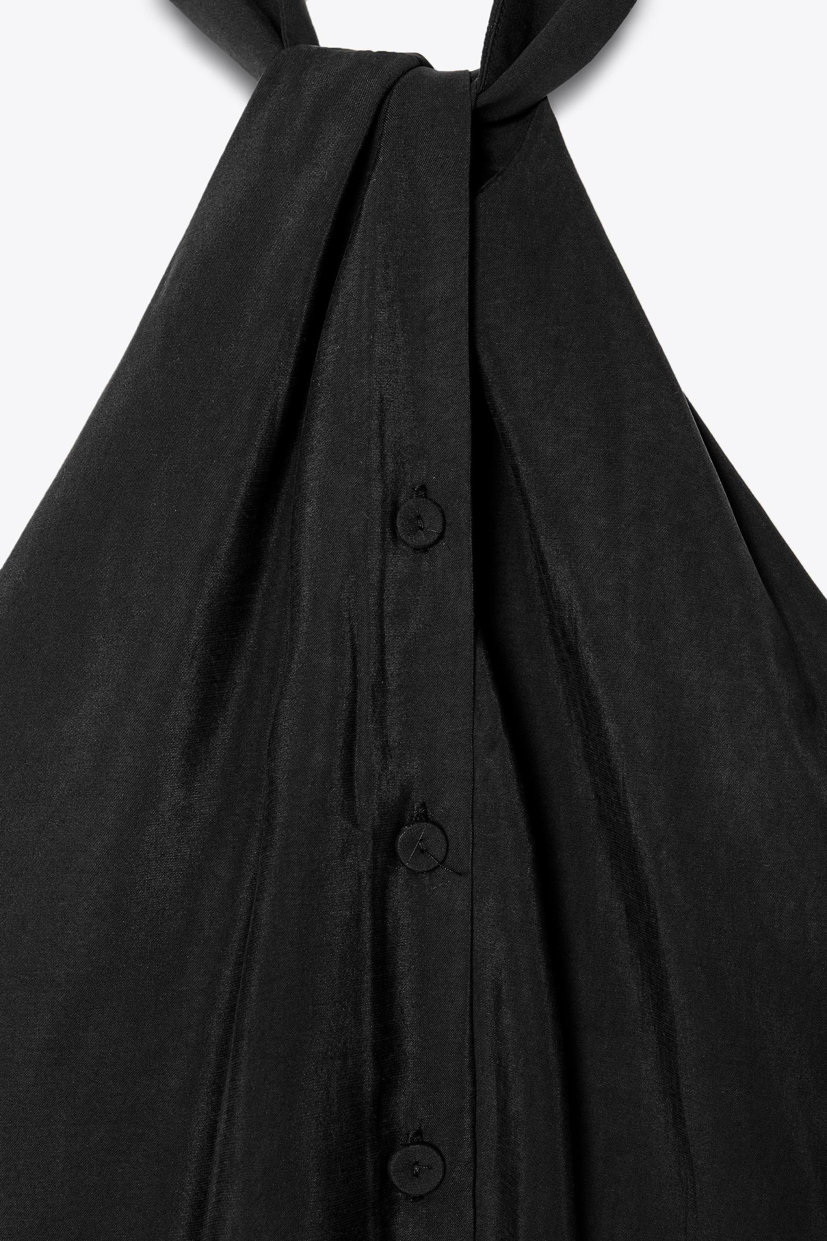 HALTER VEST TOP Product Image