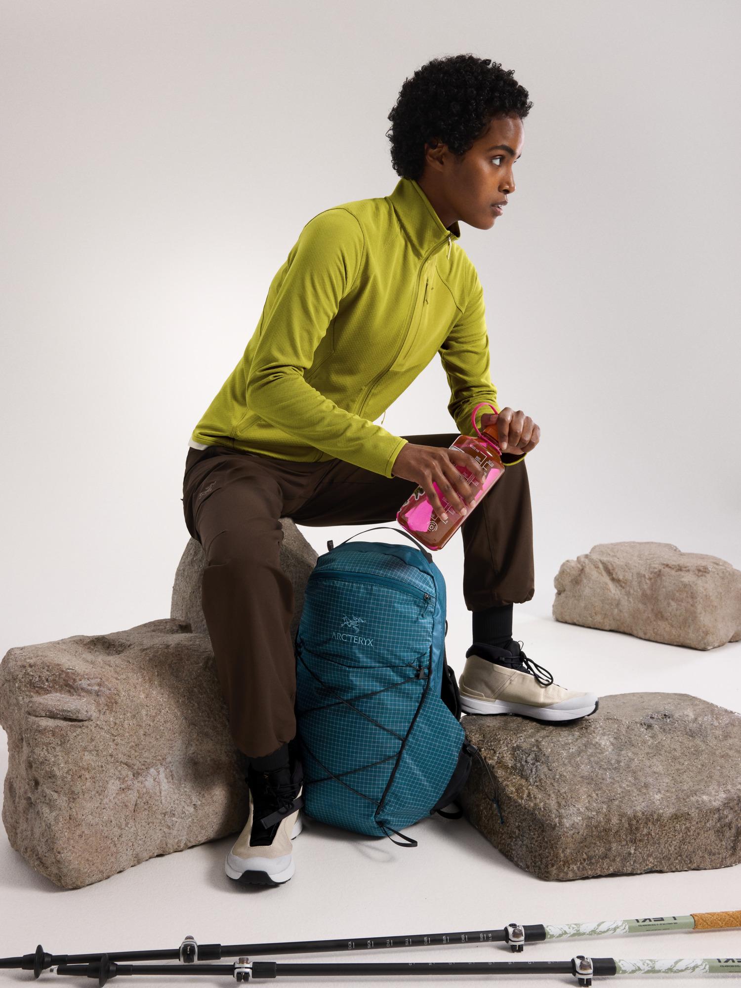 Delta Jacket Women's Product Image