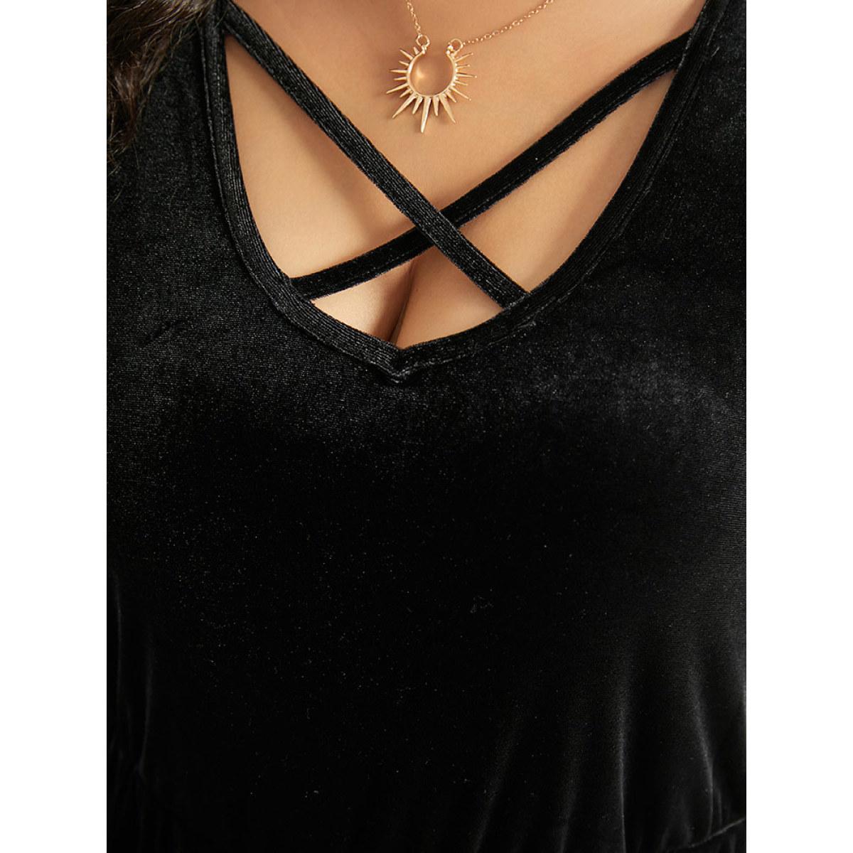 Plus Size Black Halloween Moon & Star Glitter Mesh Crisscross Neck Jumpsuit Women Elegant Long Sleeve Square Neck Festival-Halloween Loose Jumpsuits BloomChic 14-16/1X Product Image