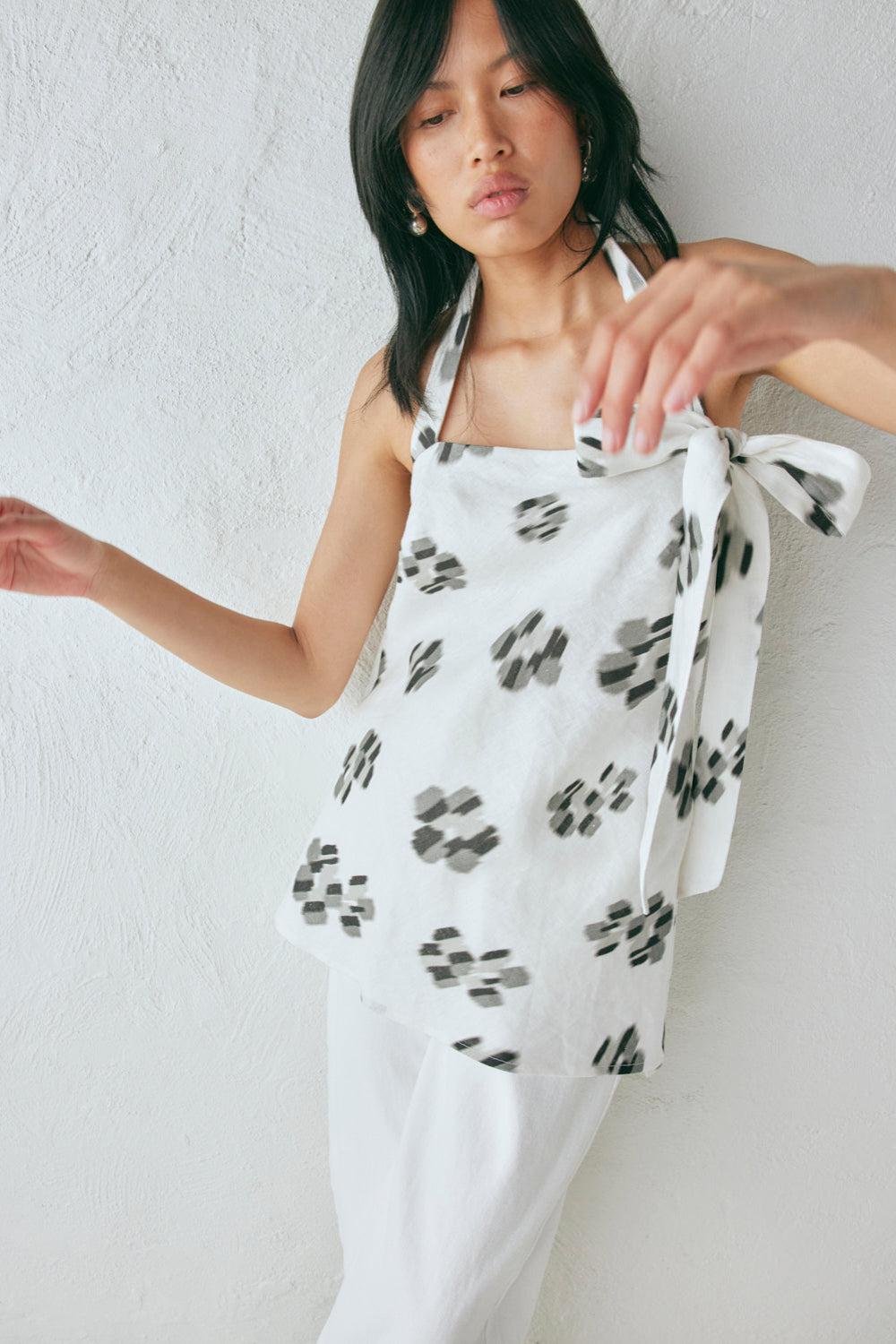 Nava Linen Top Flor Product Image