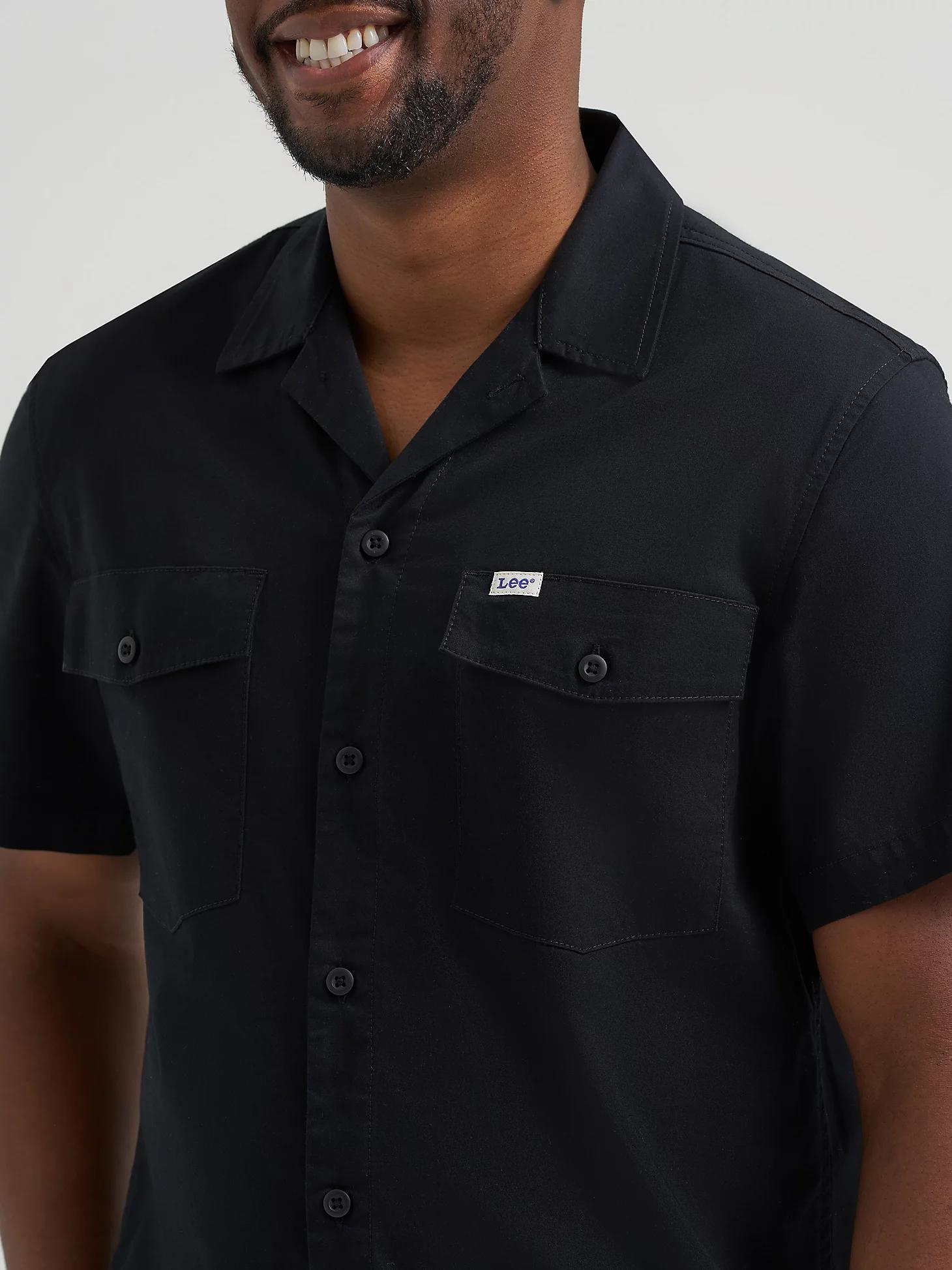 Men's Short Sleeve Relaxed Fit Button Down Workshirt | Men's Tops & Tees | Lee® Product Image