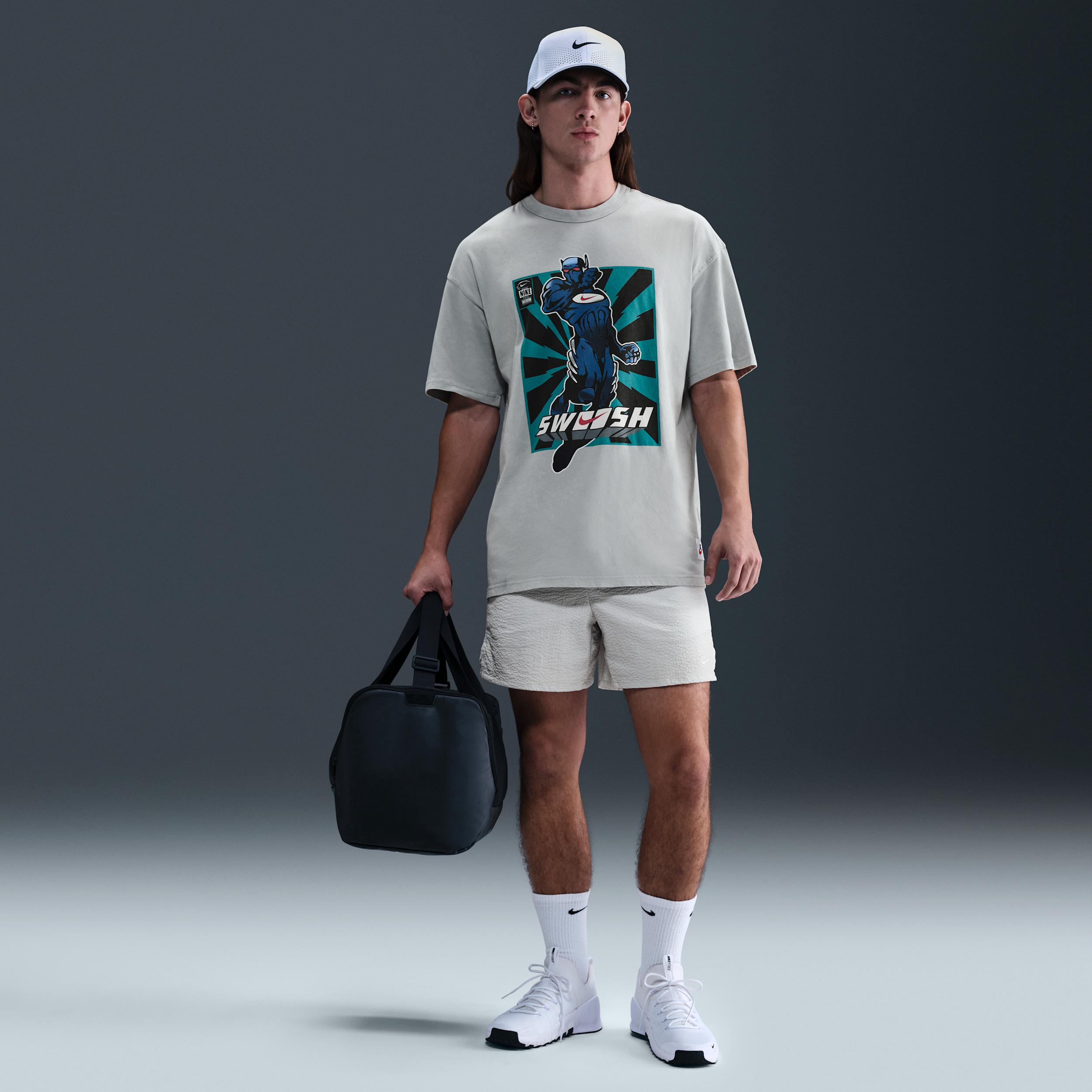 Nike Men's Max90 Fitness T-Shirt Product Image