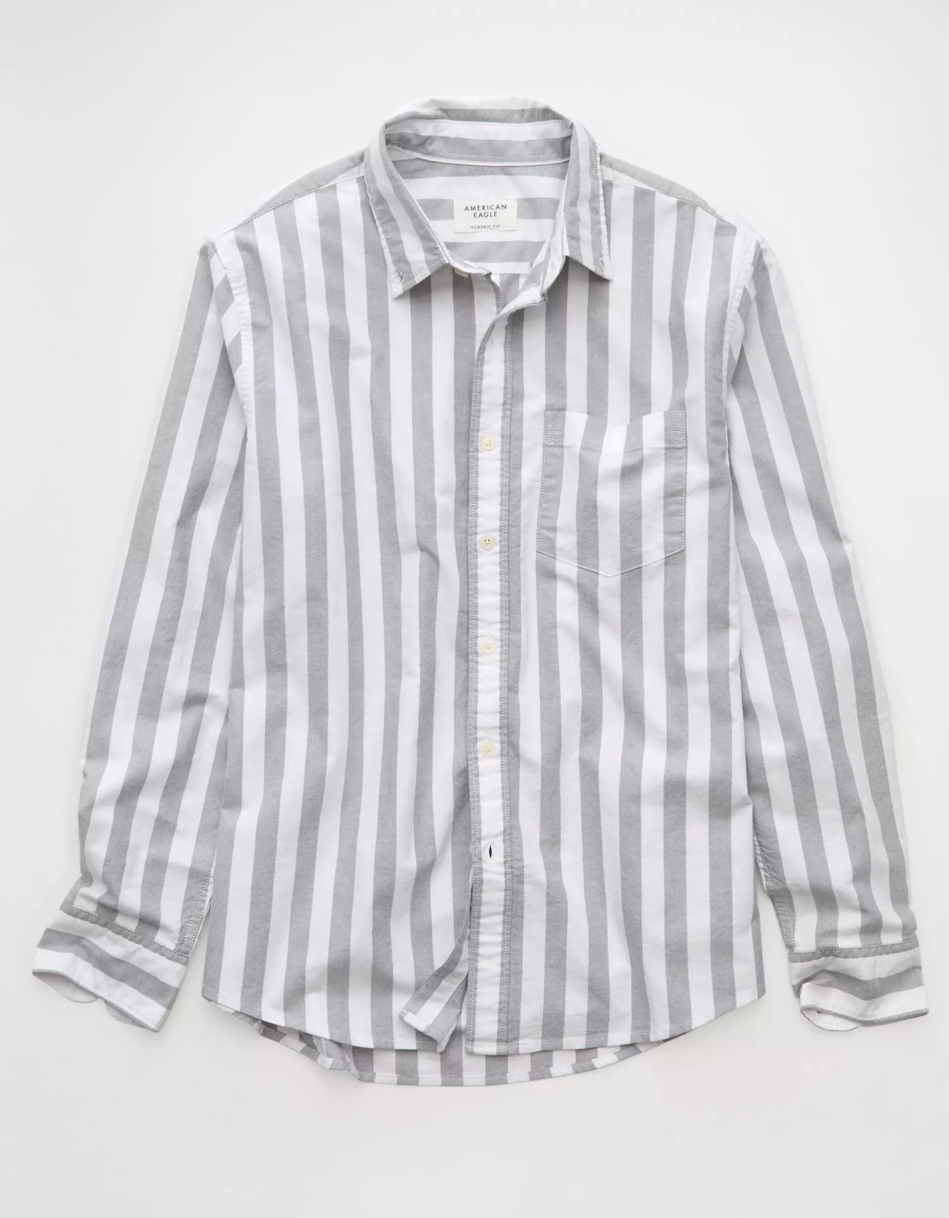 AE Everyday Classic Fit Oxford Button-Up Shirt Product Image