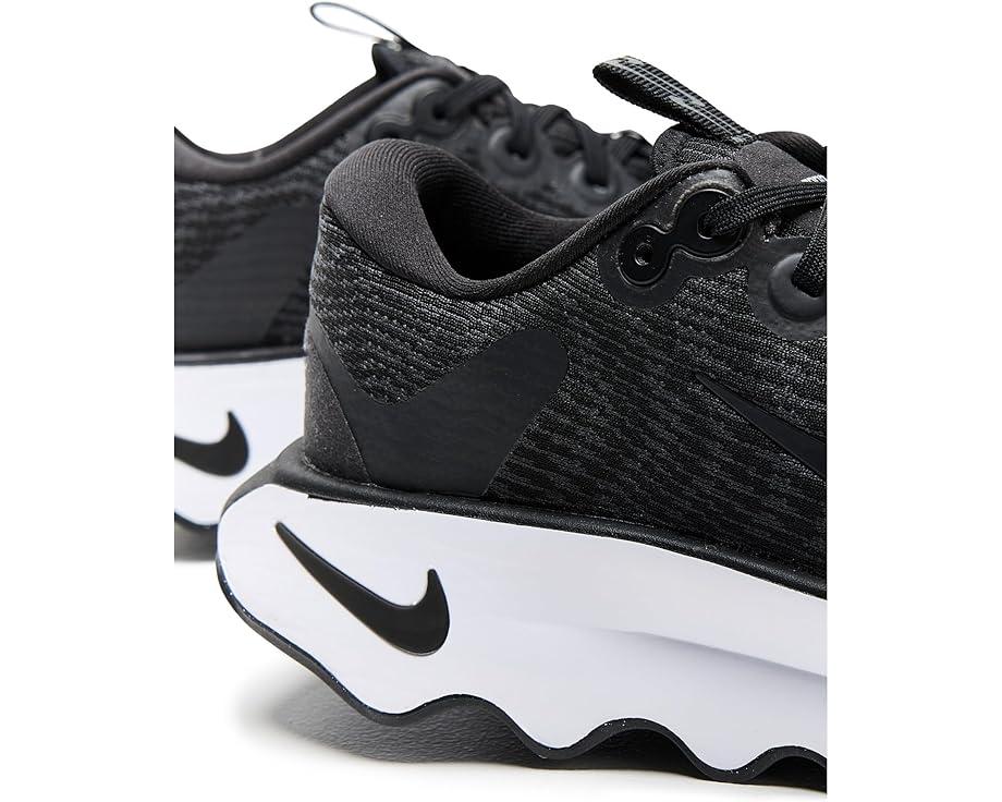 Women's Nike Motiva Product Image