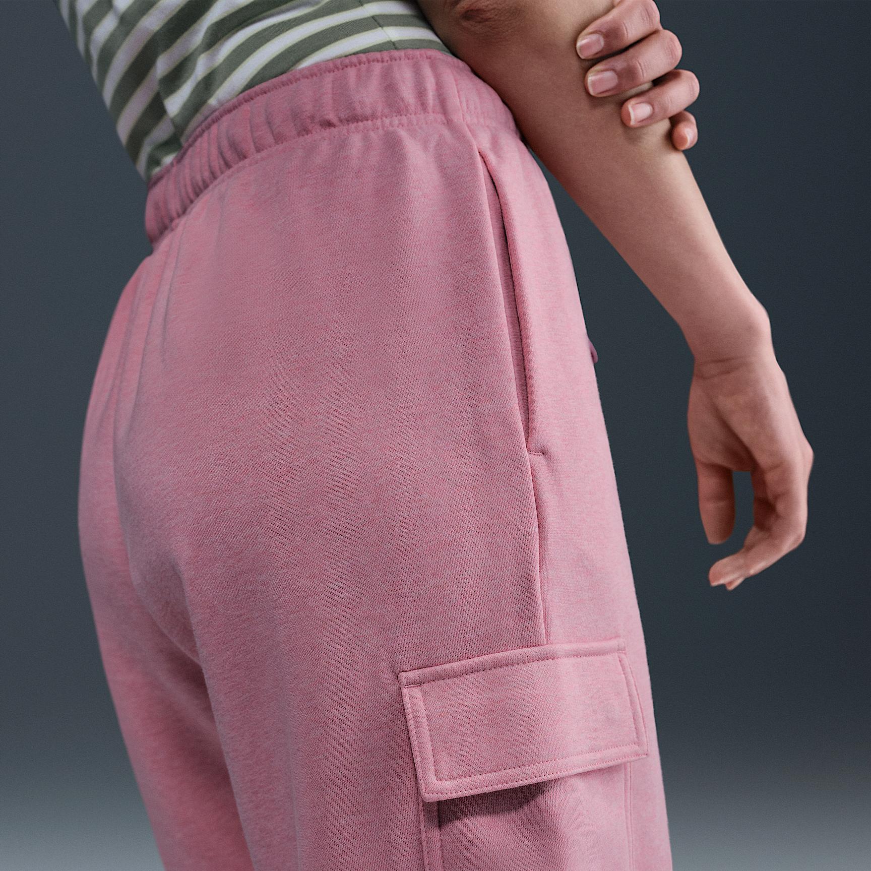 Women's Nike Sportswear Club Fleece Mid-Rise Oversized Cargo Sweatpants Product Image