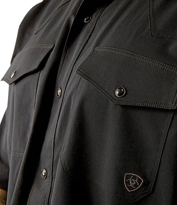 Ariat VentTEK Classic Fit Performance Short Sleeve Solid Woven Western Shirt Product Image