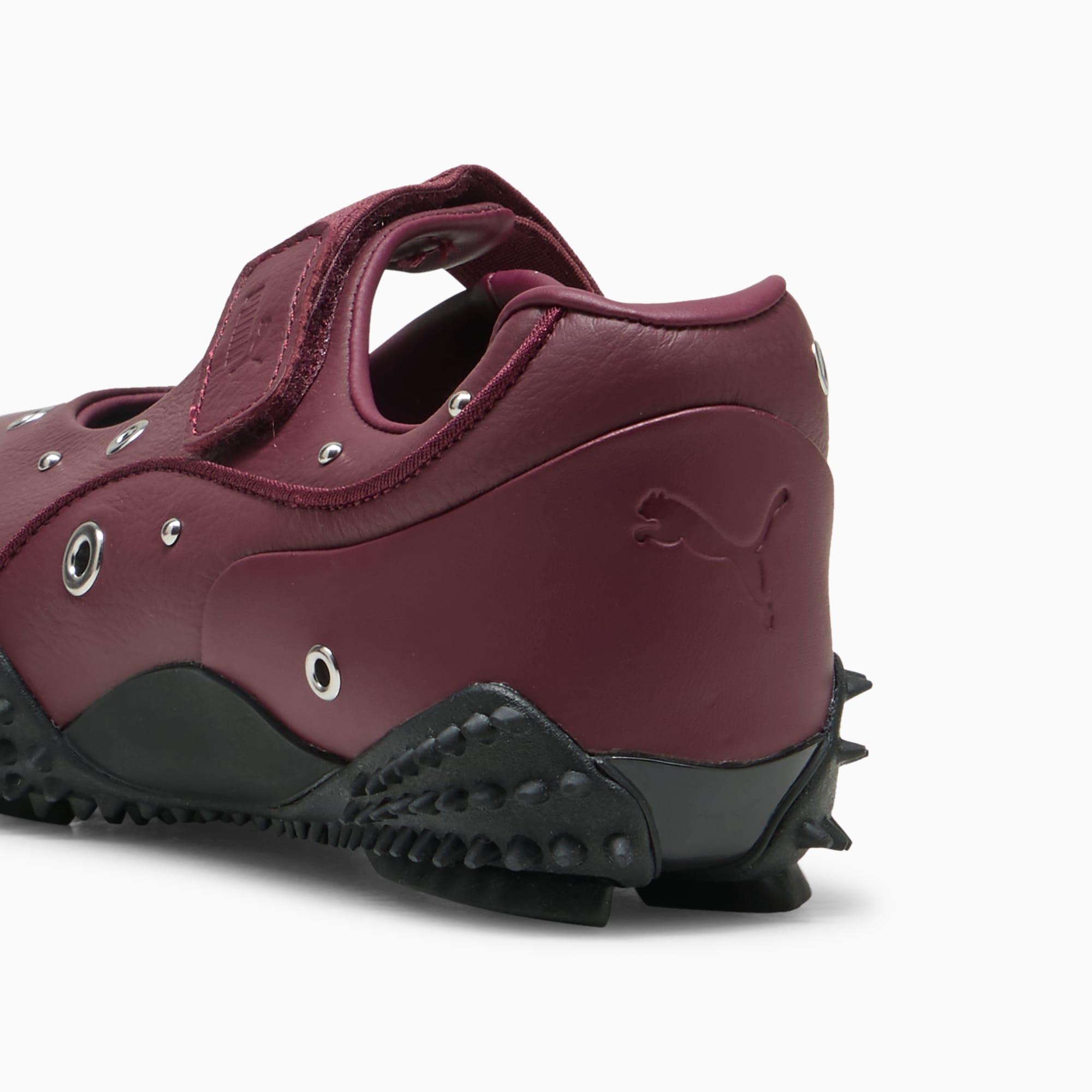 Mostro Fey Studs Women's Sneakers Product Image