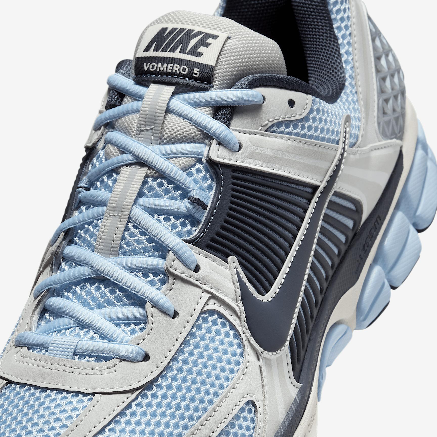 Nike Mens Zoom Vomero 5 Shoes | IB4004-701 Product Image