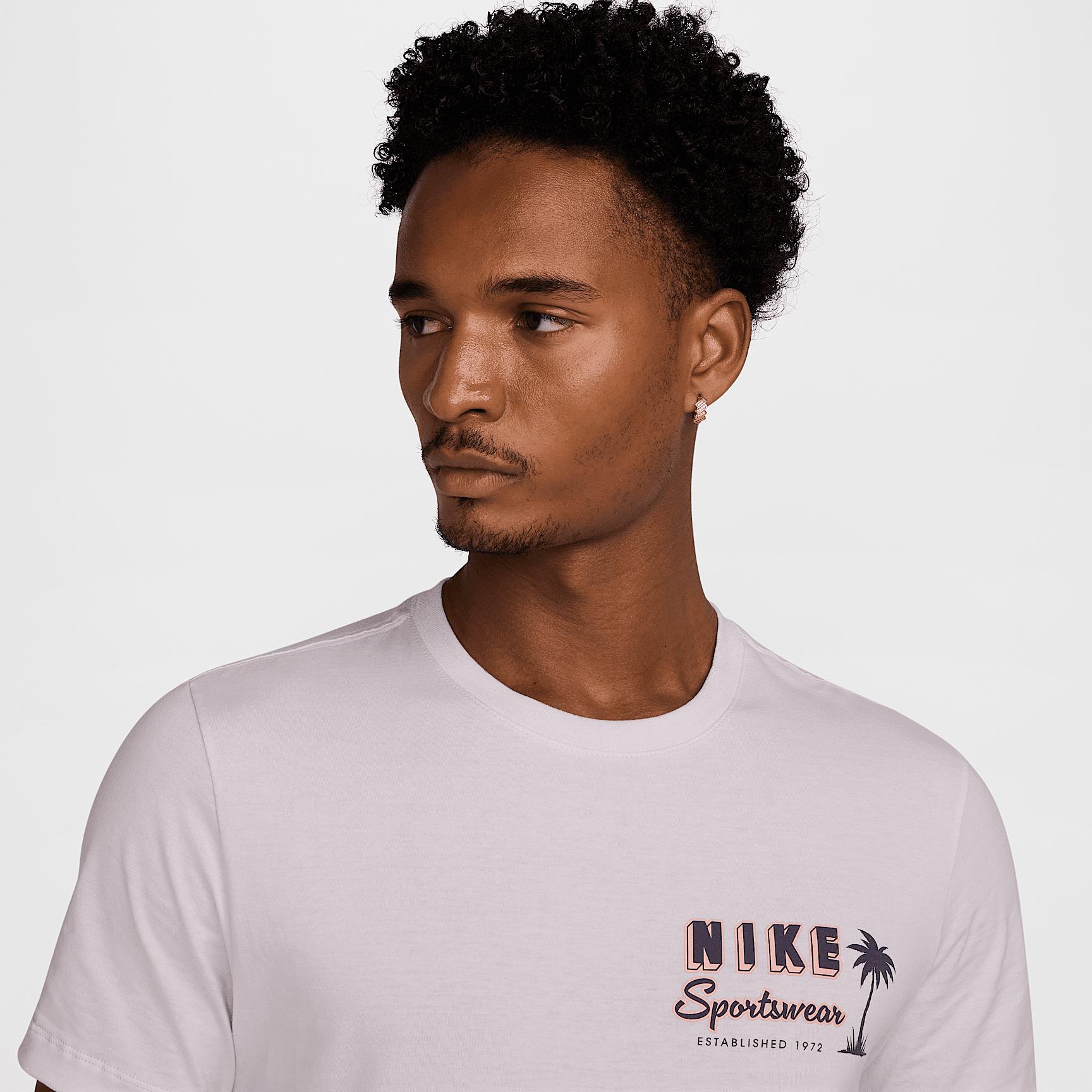 Nike Sportswear Men's Crew-Neck T-Shirt Product Image