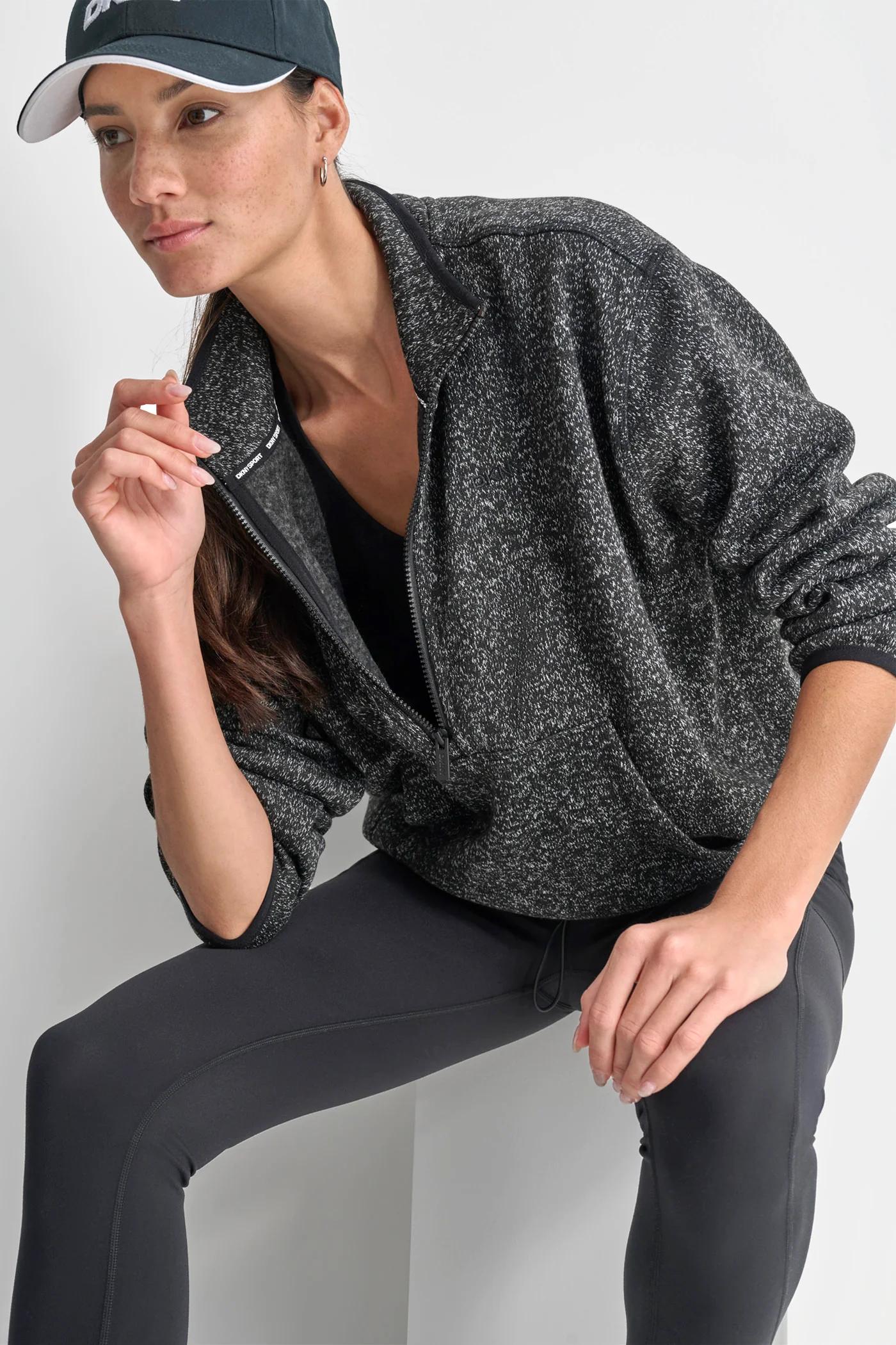 HALF ZIP FLEECE PULLOVER Product Image