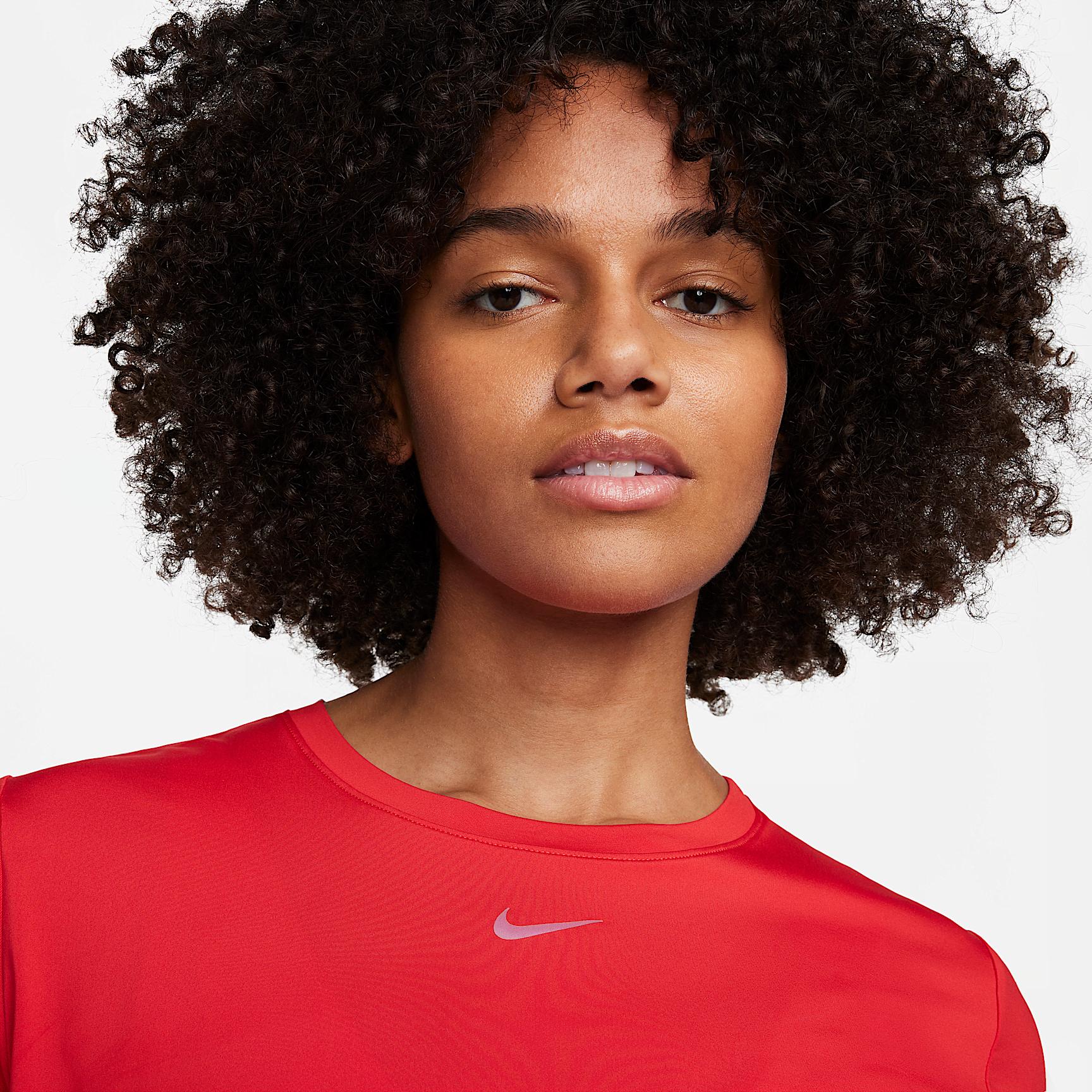 Nike One Classic Women's Dri-FIT Short-Sleeve Top Product Image