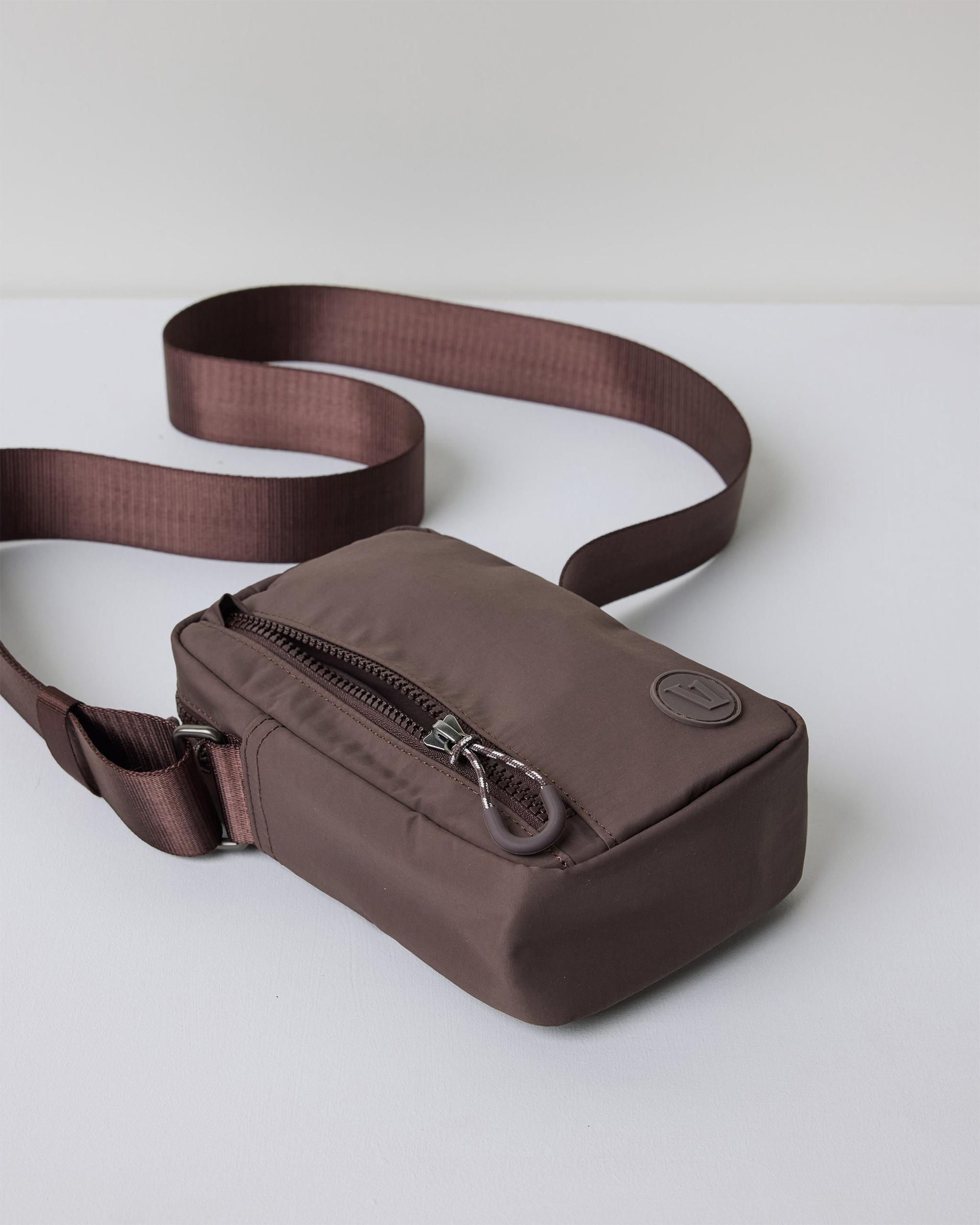 All Around Crossbody Product Image