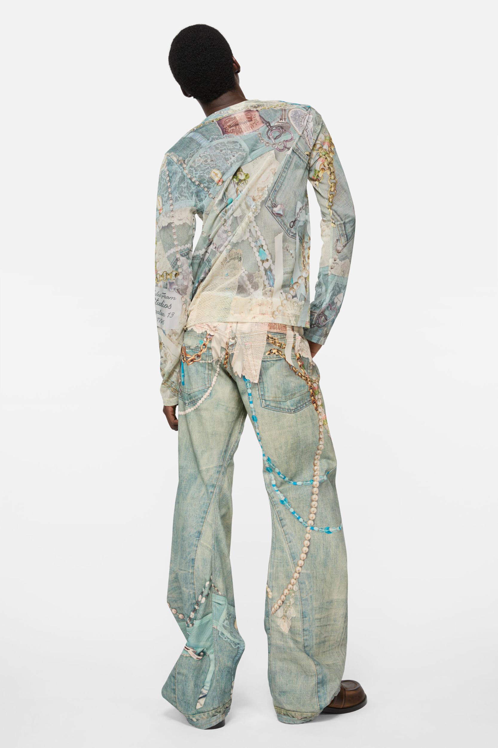 Long sleeve print t-shirt Product Image