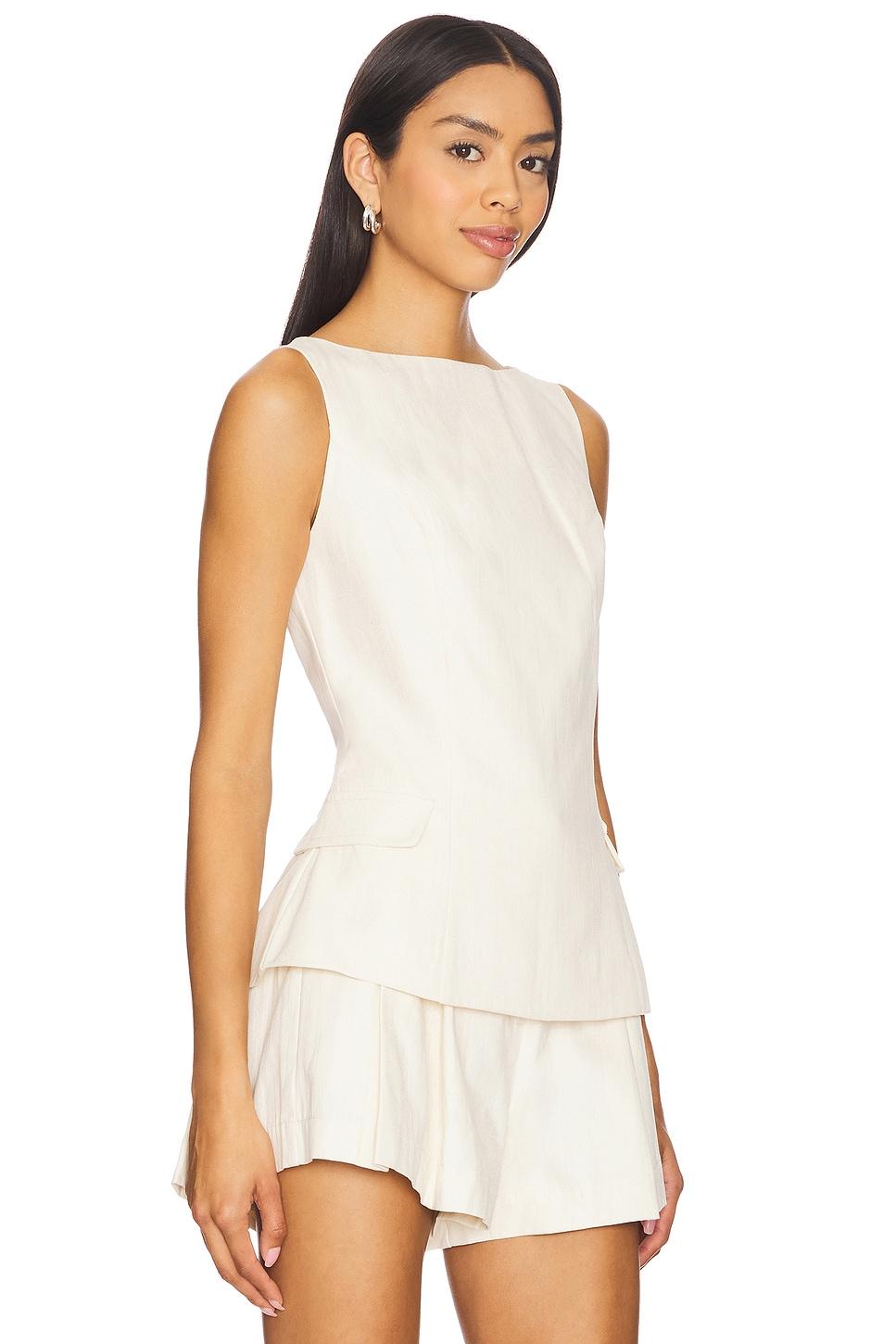 Veni Top Line & Dot Product Image