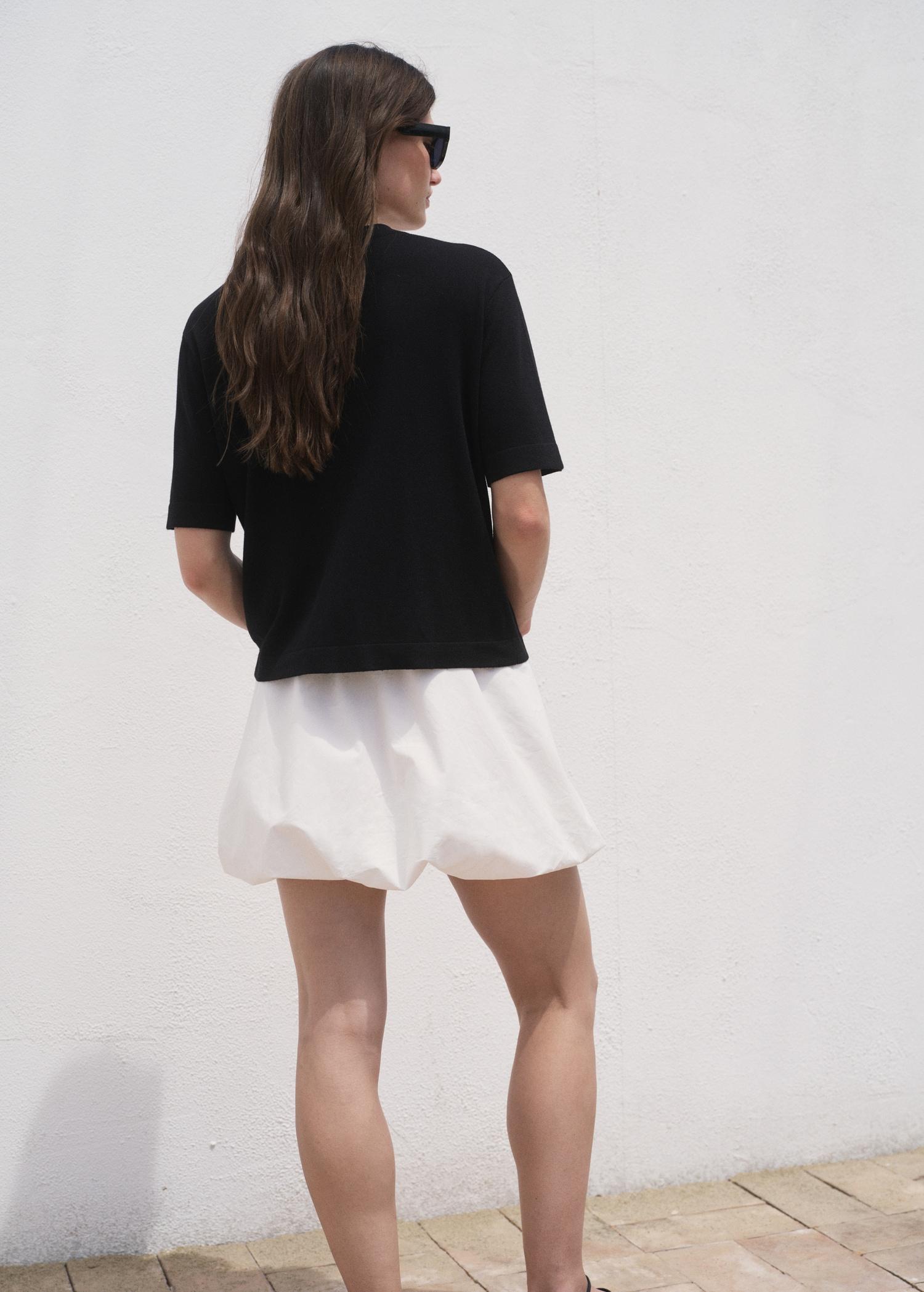 Short-sleeved fine-knit sweater - Women | MANGO USA Product Image