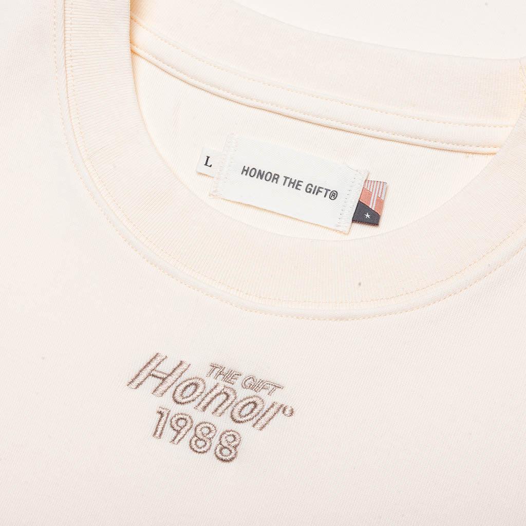 Pendant Box T-Shirt - Bone Male Product Image