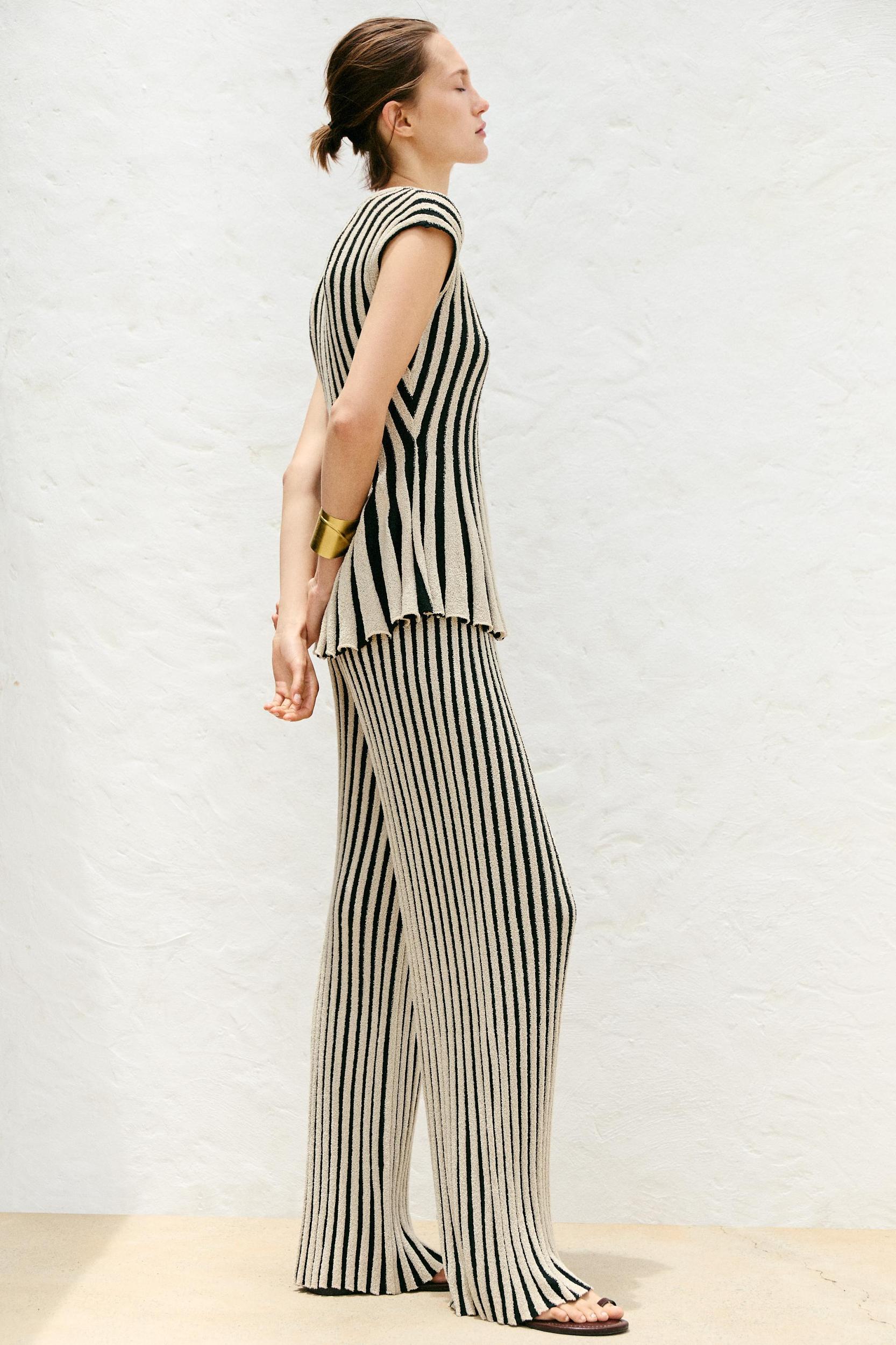 STRIPED CUT KNIT PANTS Product Image