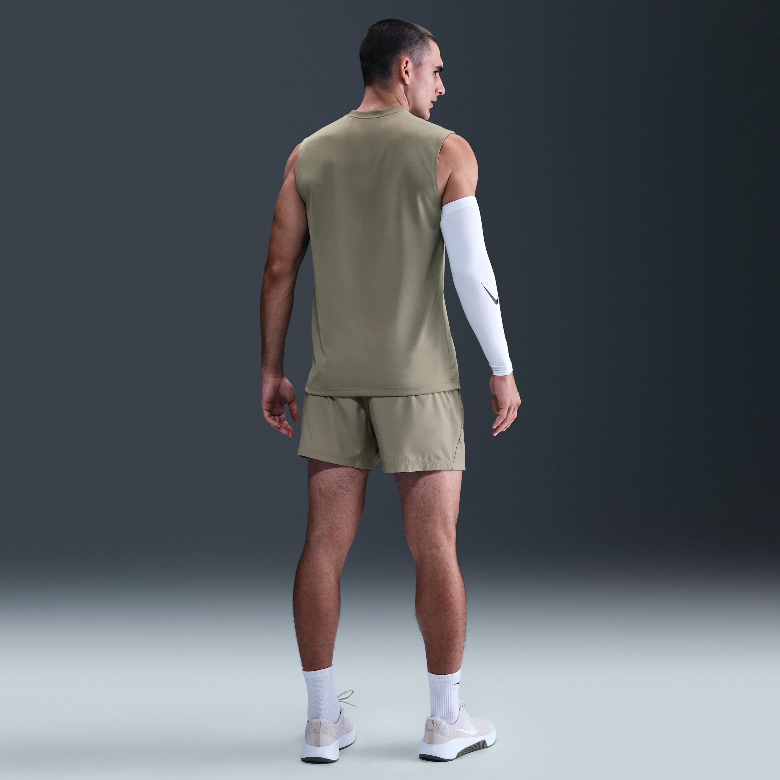 Nike Men's Dri-FIT Legend Sleeveless Fitness T-Shirt Product Image