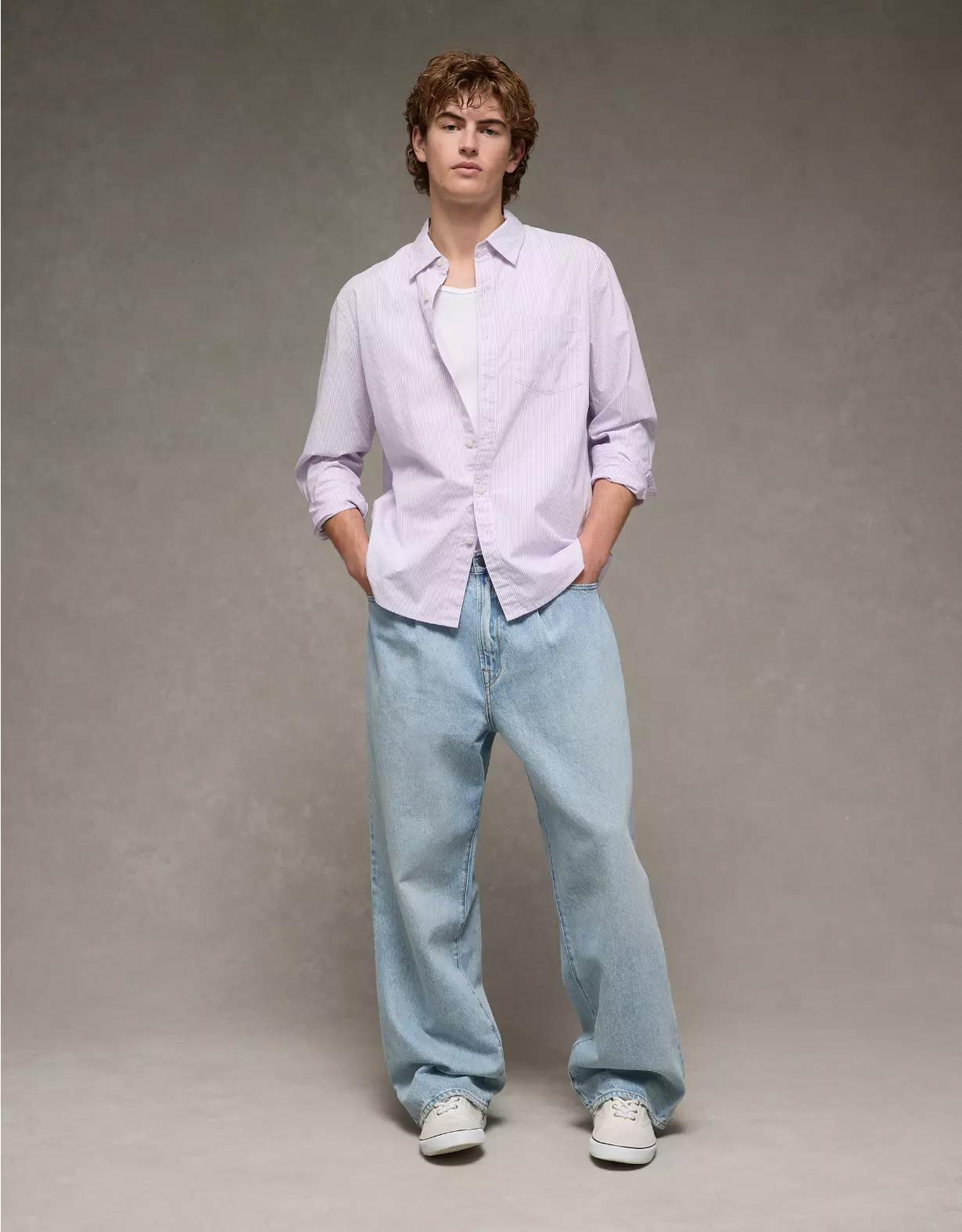 AE Everyday Relaxed Fit Poplin Button-Up Shirt Product Image