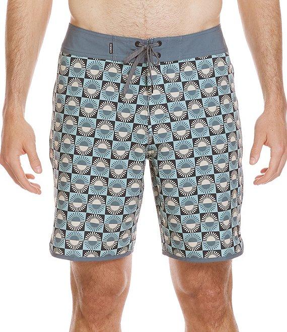Quiksilver Surfsilk Scallop 19#double; Outseam Tropical Print Board Shorts Product Image
