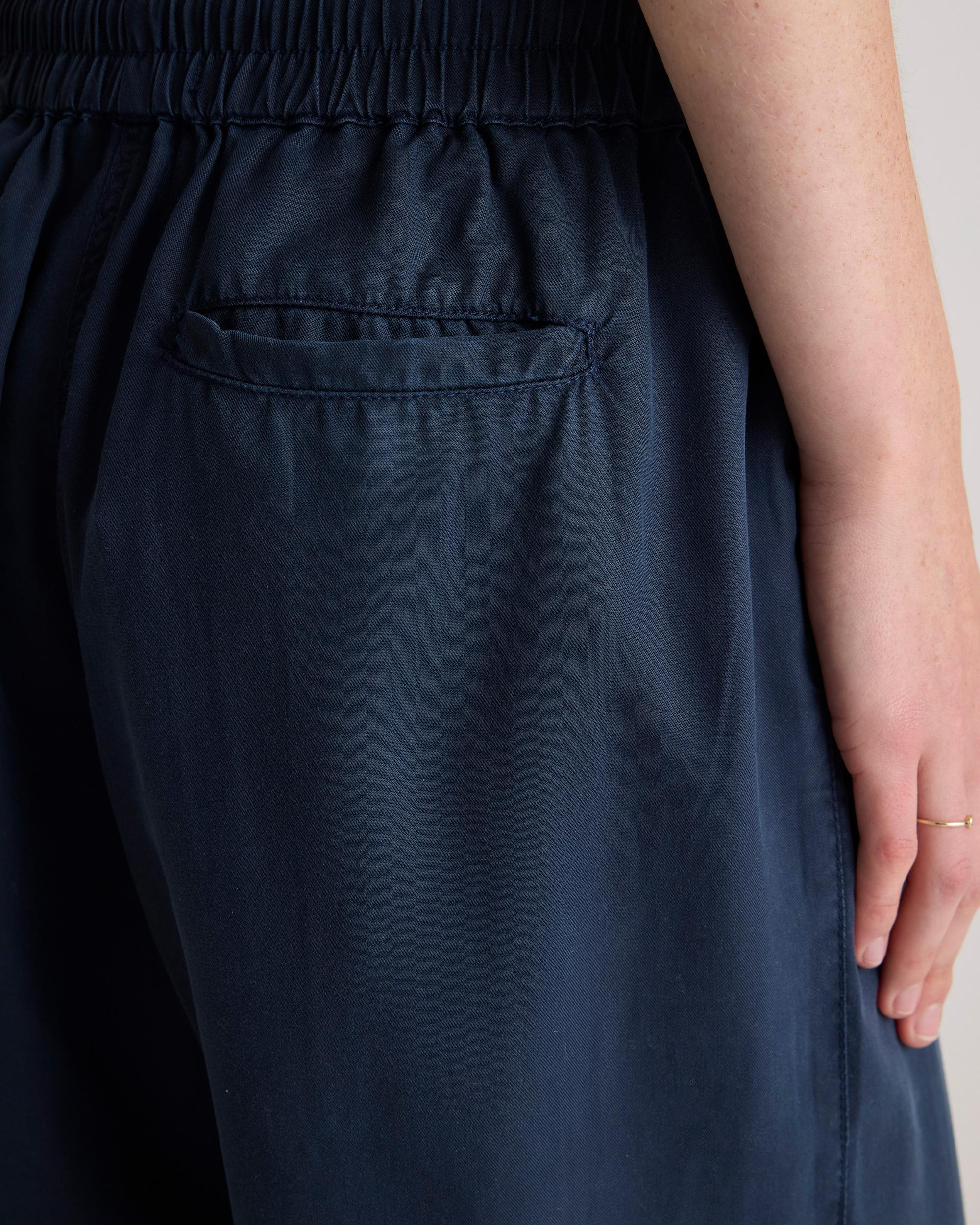 Quince | Women's Vintage Wash Tencel Wide Leg Pants Size XL Product Image