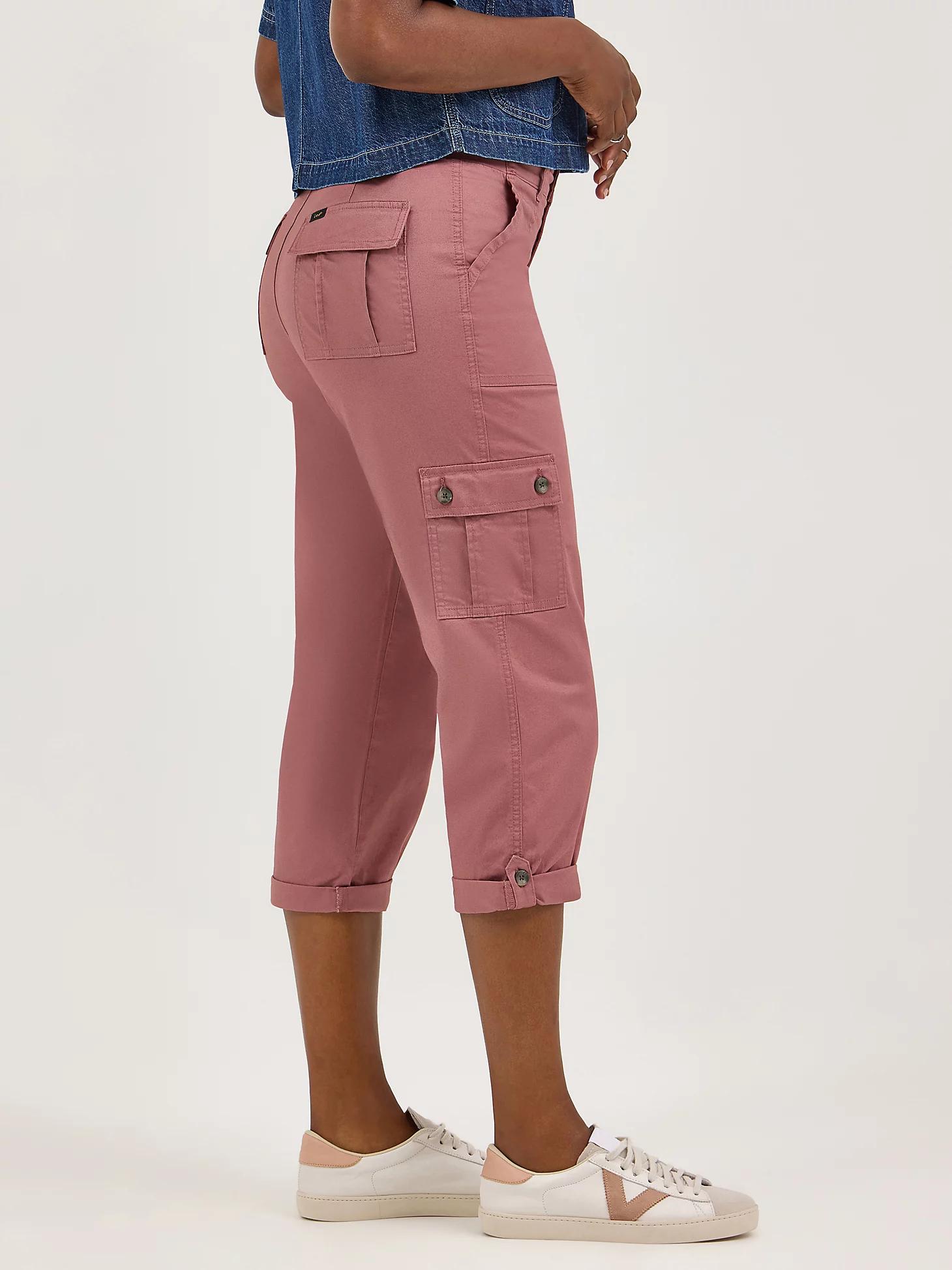Women's Ultra Lux Comfort with Flex-to-Go Relaxed Fit Cargo Capri | Women's Capris & Crops | Lee® Product Image