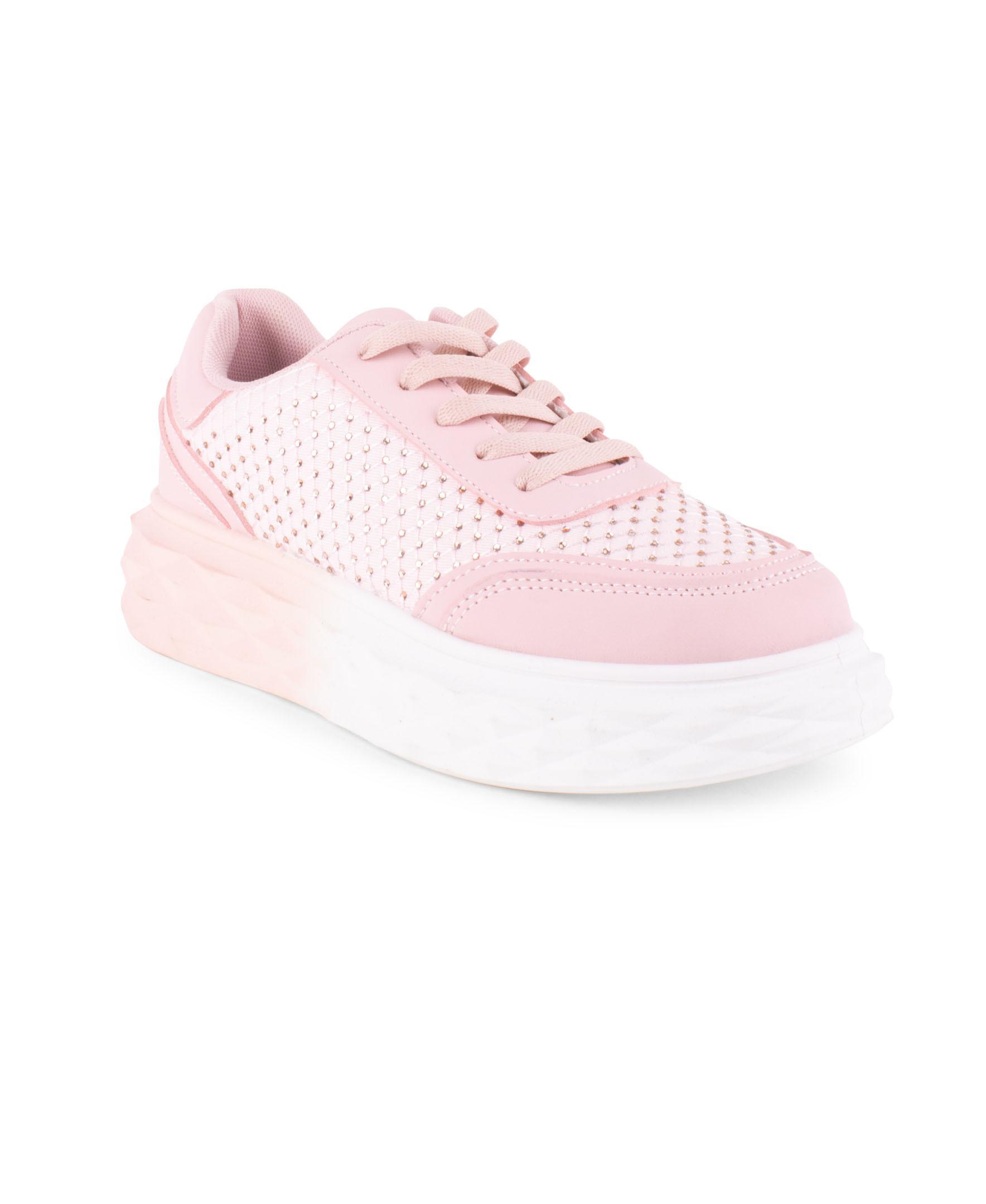 Women's Wanted Tiarra Platform Sneakers Product Image