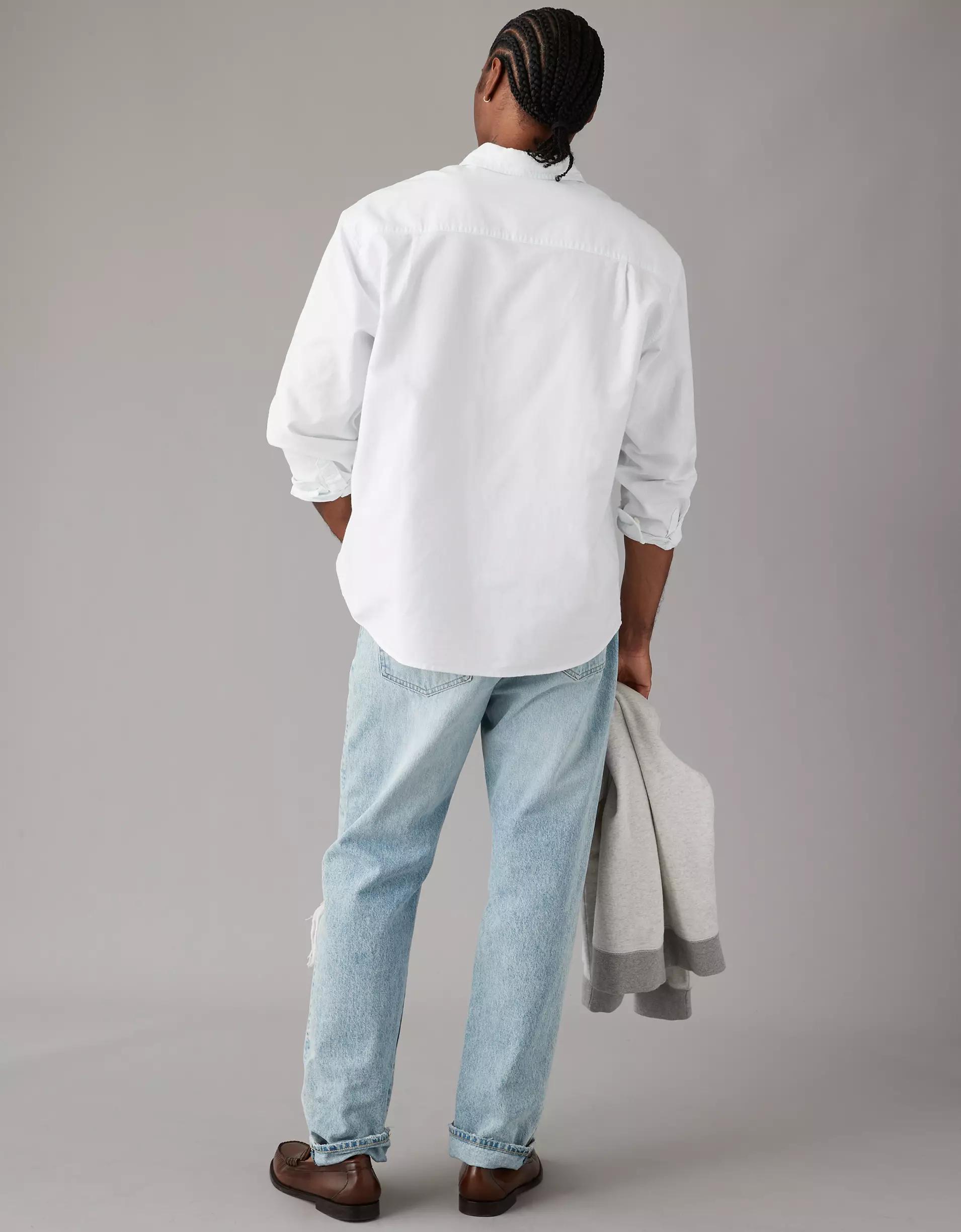 AE Everyday Classic Fit Oxford Button-Up Shirt Product Image