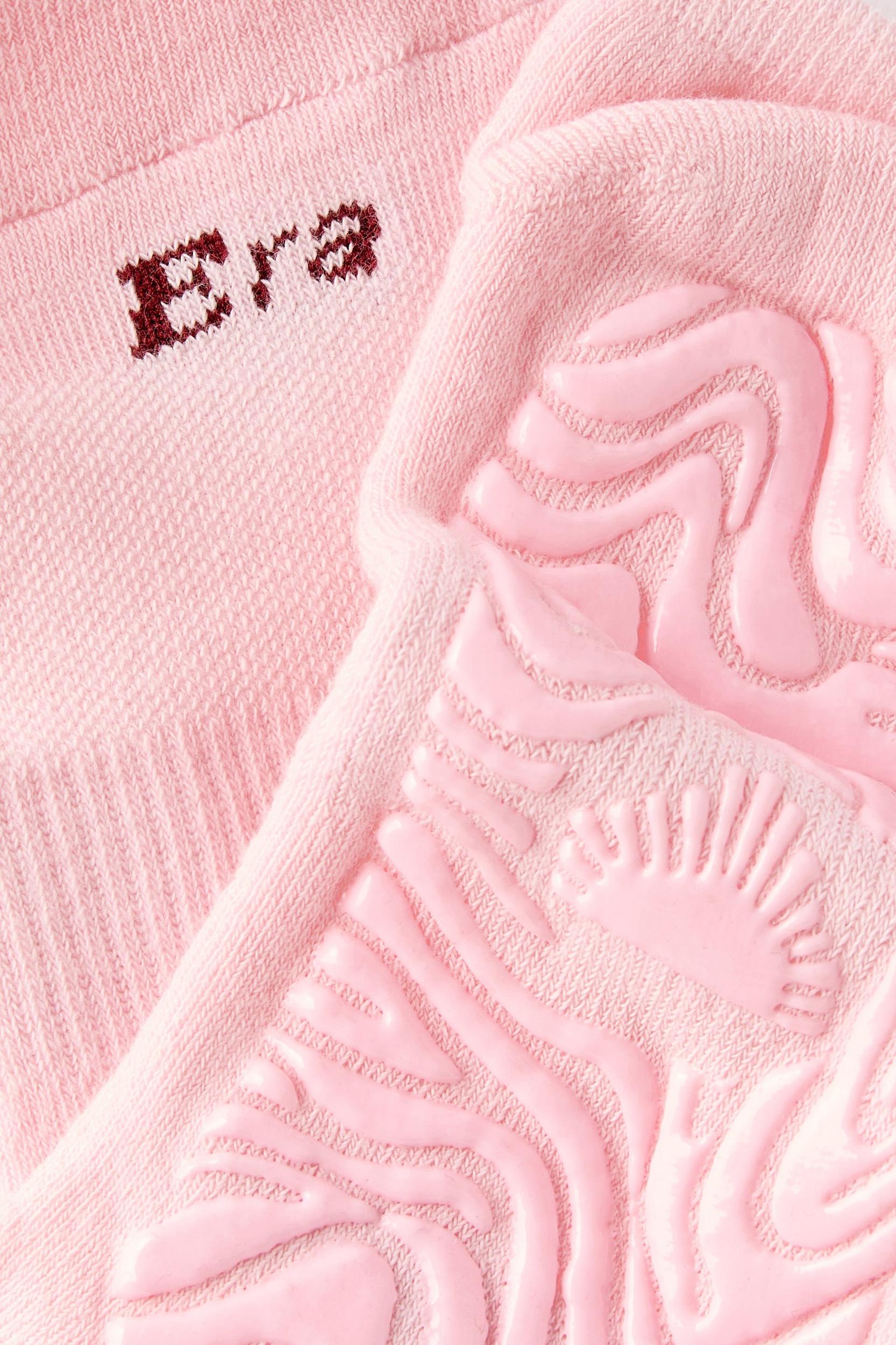 Performance Studio Sock Product Image