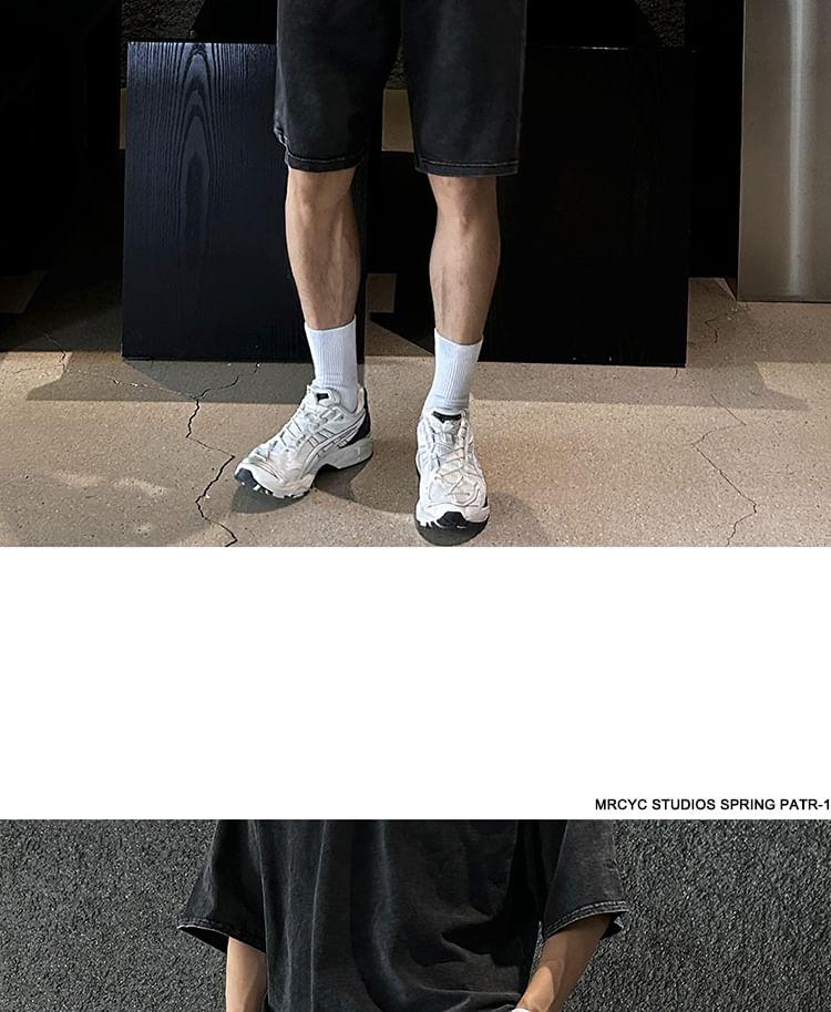 Short-Sleeve Round Neck Plain T-Shirt / Drawstring Waist Shorts Product Image