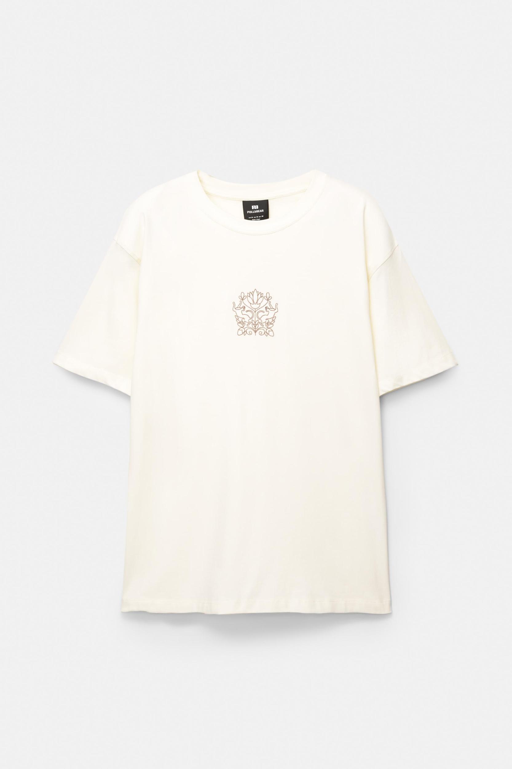 T-shirt with floral embroidery Product Image