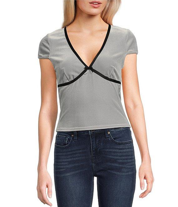 Moa Moa Short Sleeves V-Neck Velvet Top Product Image