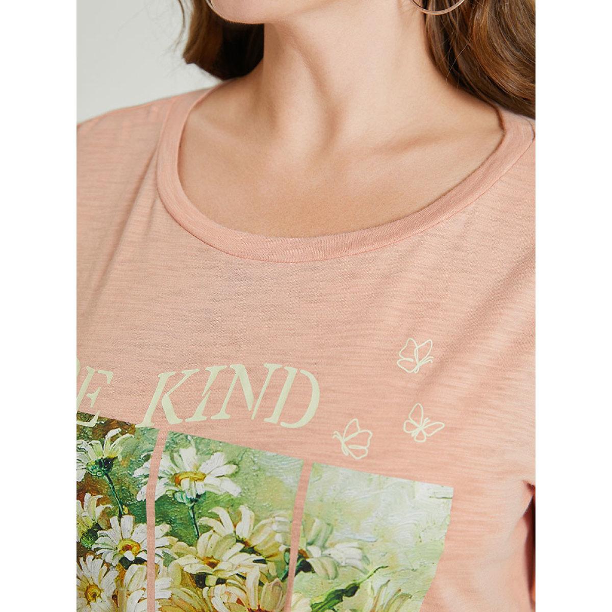 Plus Size Daisy Floral & Letter Priint Round Neck T-shirt Crepe Women Elegant Natural Flowers Dailywear T-shirts BloomChic 18-20/2X Product Image