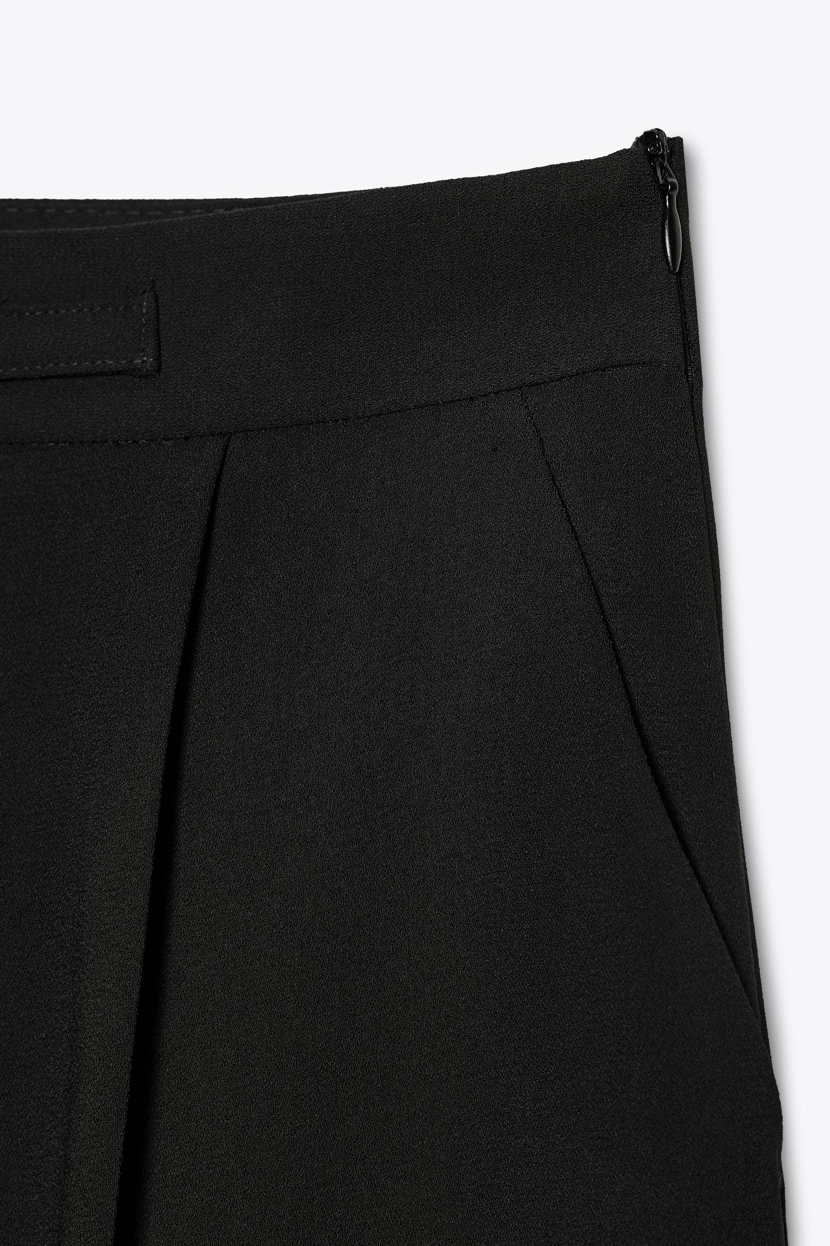 CHAIN WIDE LEG PANTS Product Image