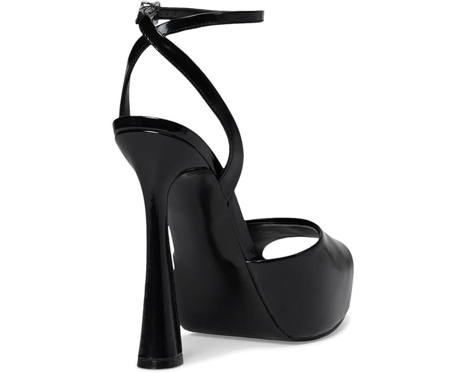 Lessa Sandal Product Image